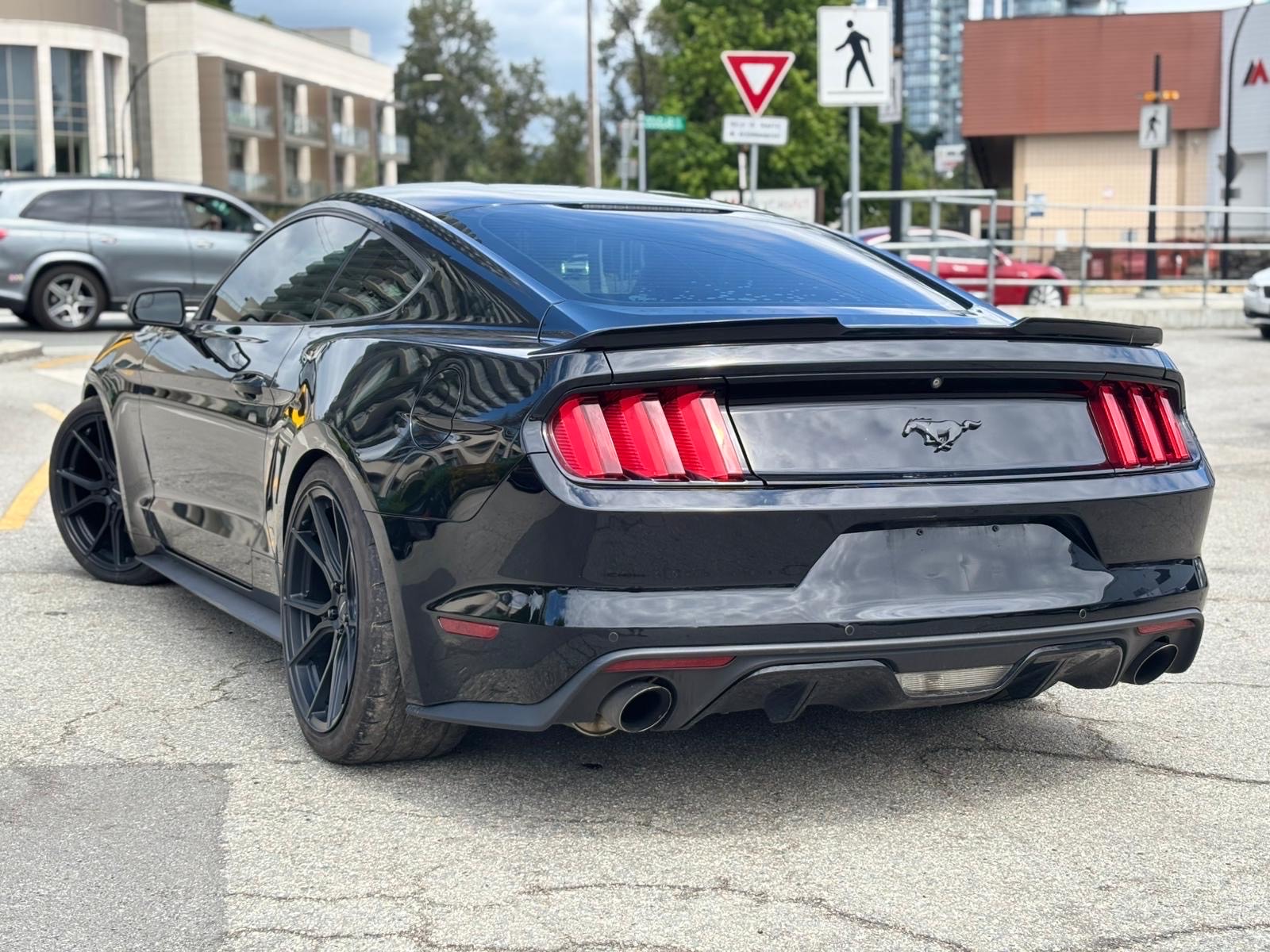 /canwestautoinc/2015-Ford-Mustang-22931817057964587.jpg