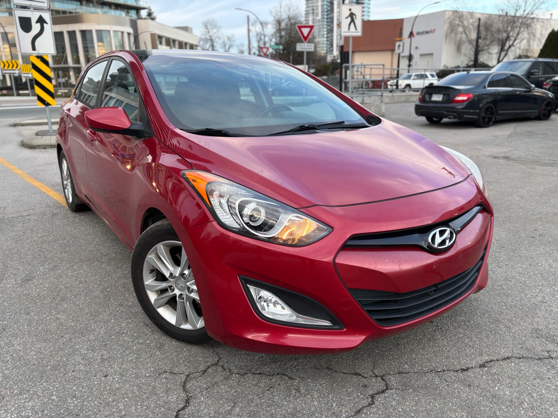 /canwestautoinc/2015-Hyundai-ElantraGT-8559047100250015.jpg