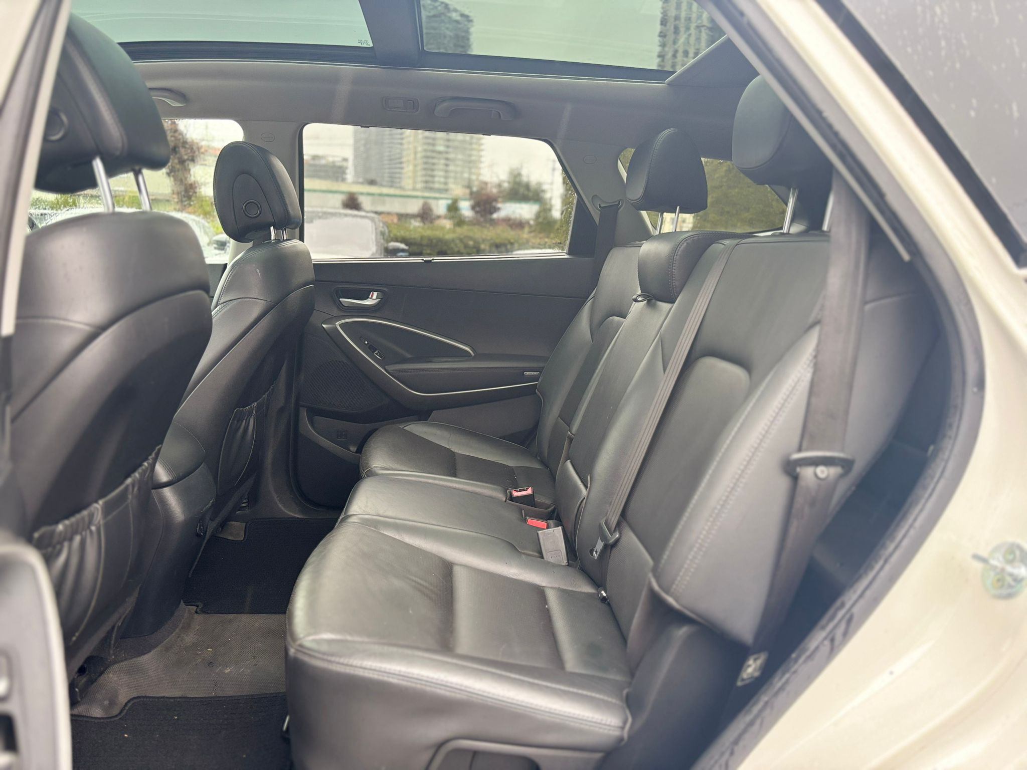 /canwestautoinc/2015-Hyundai-SantaFe-2499953047009218.jpg