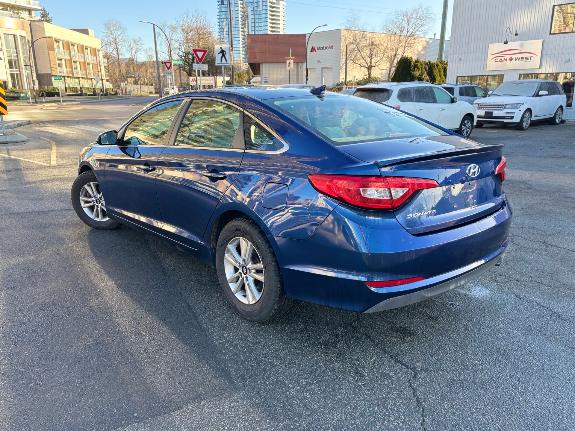 /canwestautoinc/2015-Hyundai-Sonata-0020084017723152048.jpg