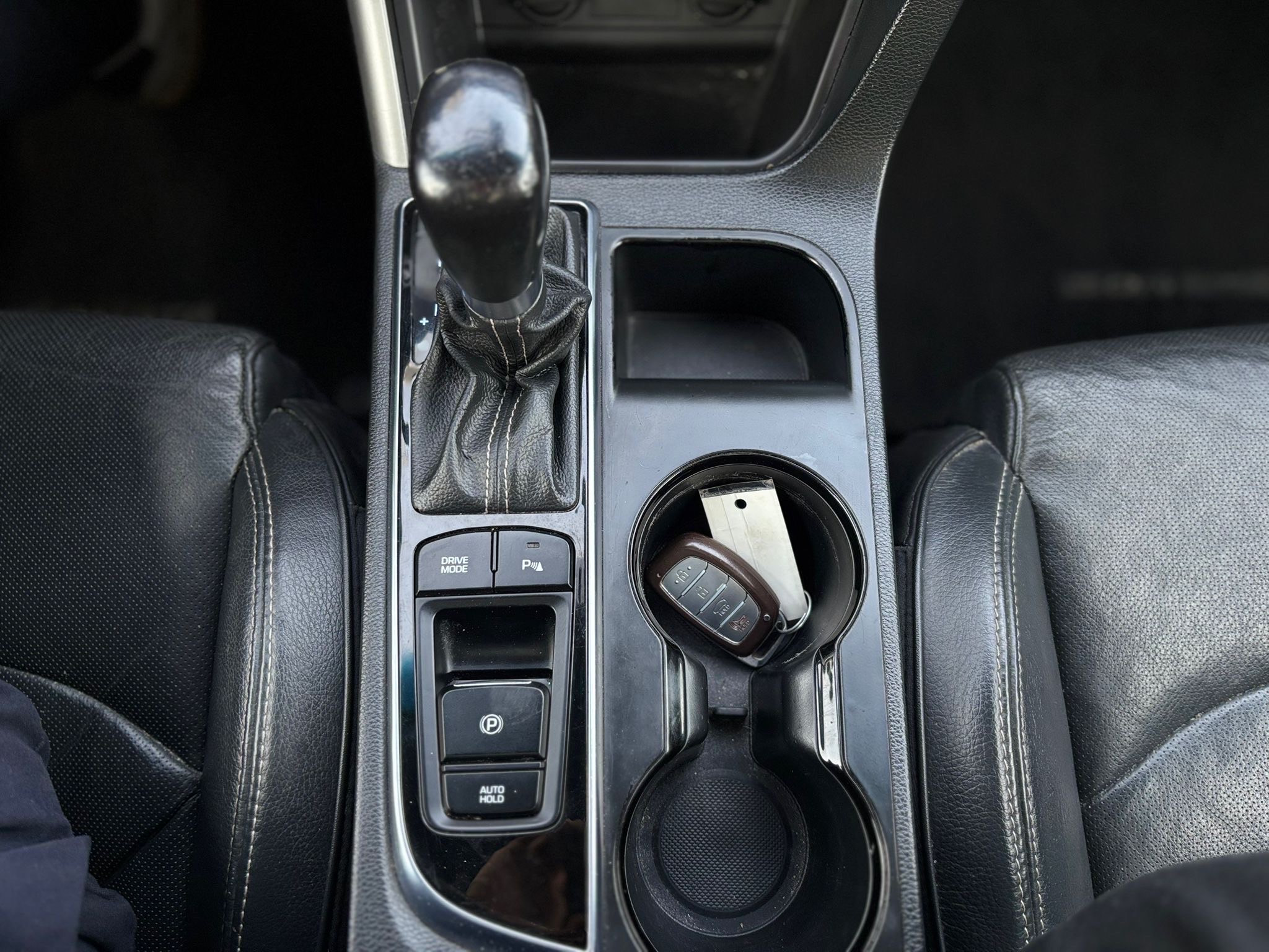 /canwestautoinc/2015-Hyundai-Sonata-12116982061249715.jpg