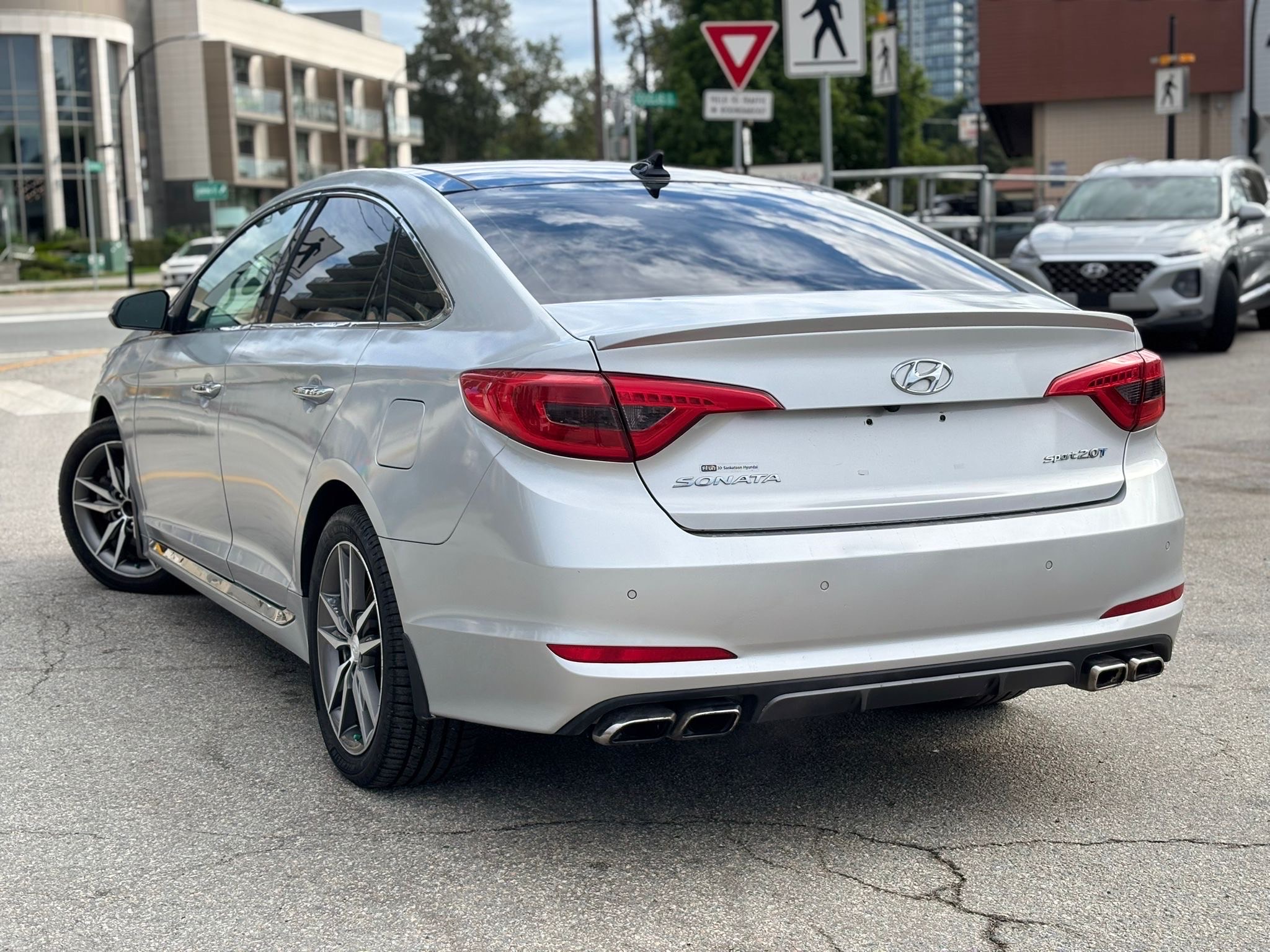 /canwestautoinc/2015-Hyundai-Sonata-3888633663963763.jpg
