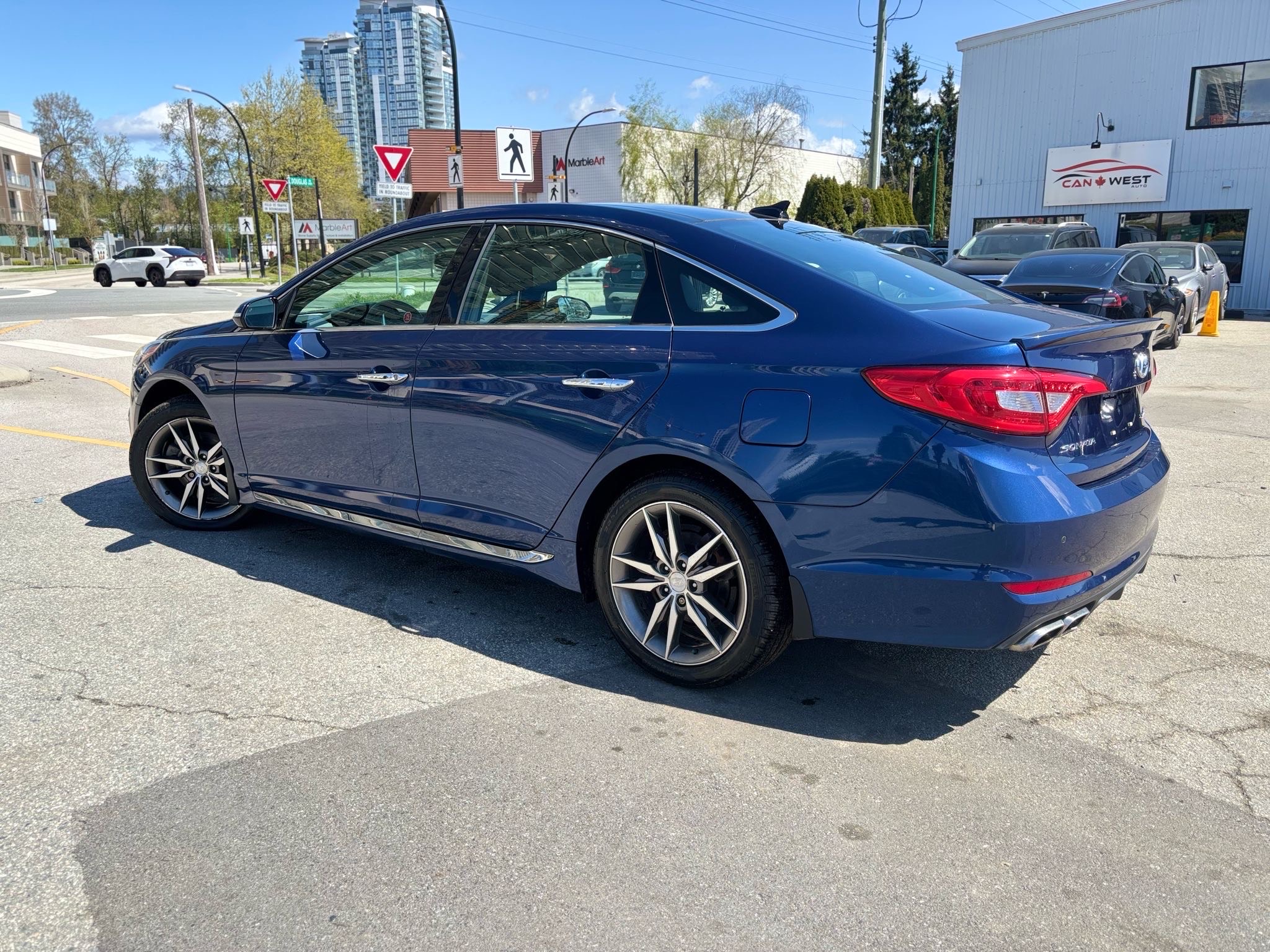 /canwestautoinc/2015-Hyundai-Sonata-5456956405794142.jpg