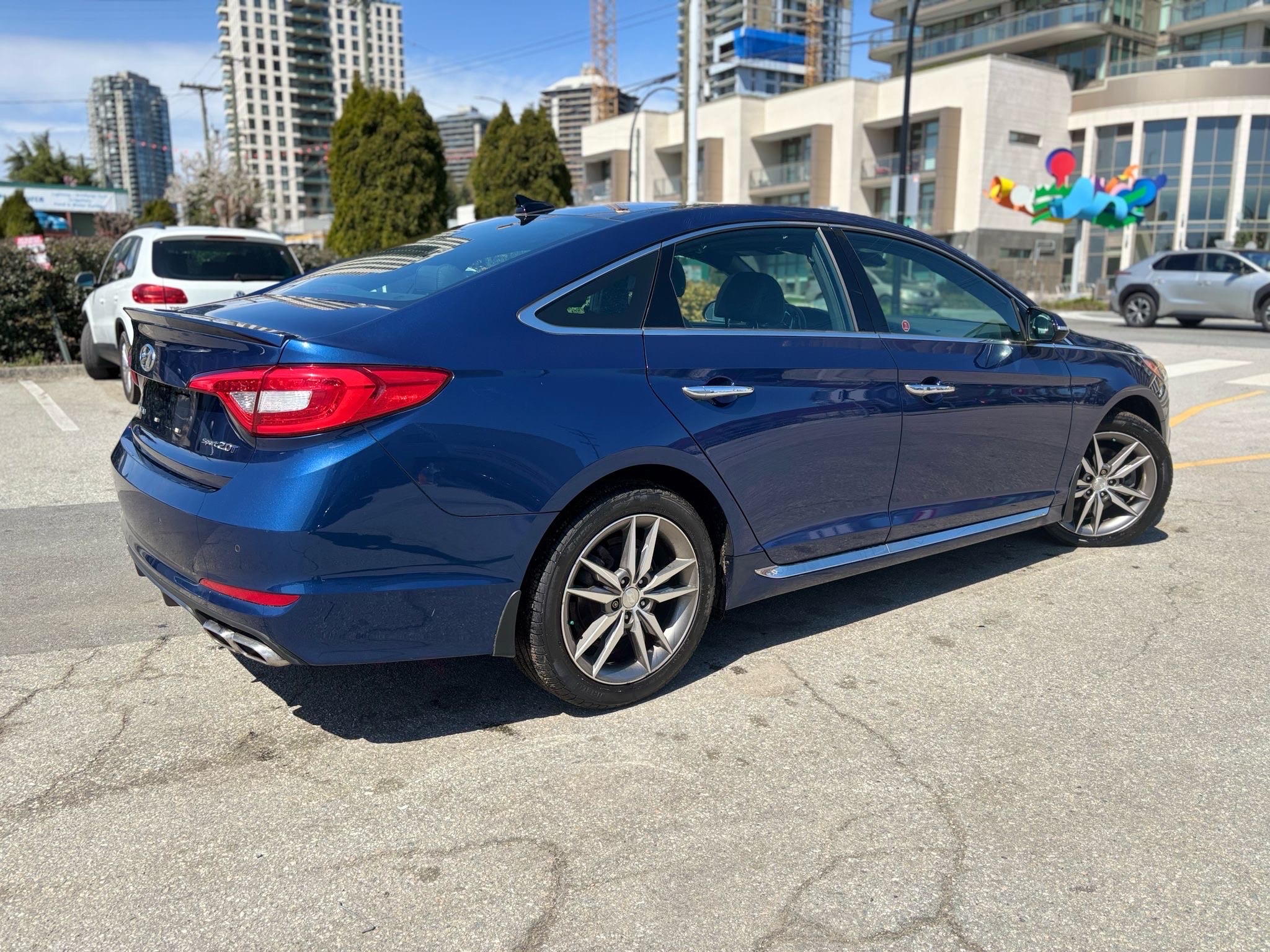 /canwestautoinc/2015-Hyundai-Sonata-644328265856644.jpg