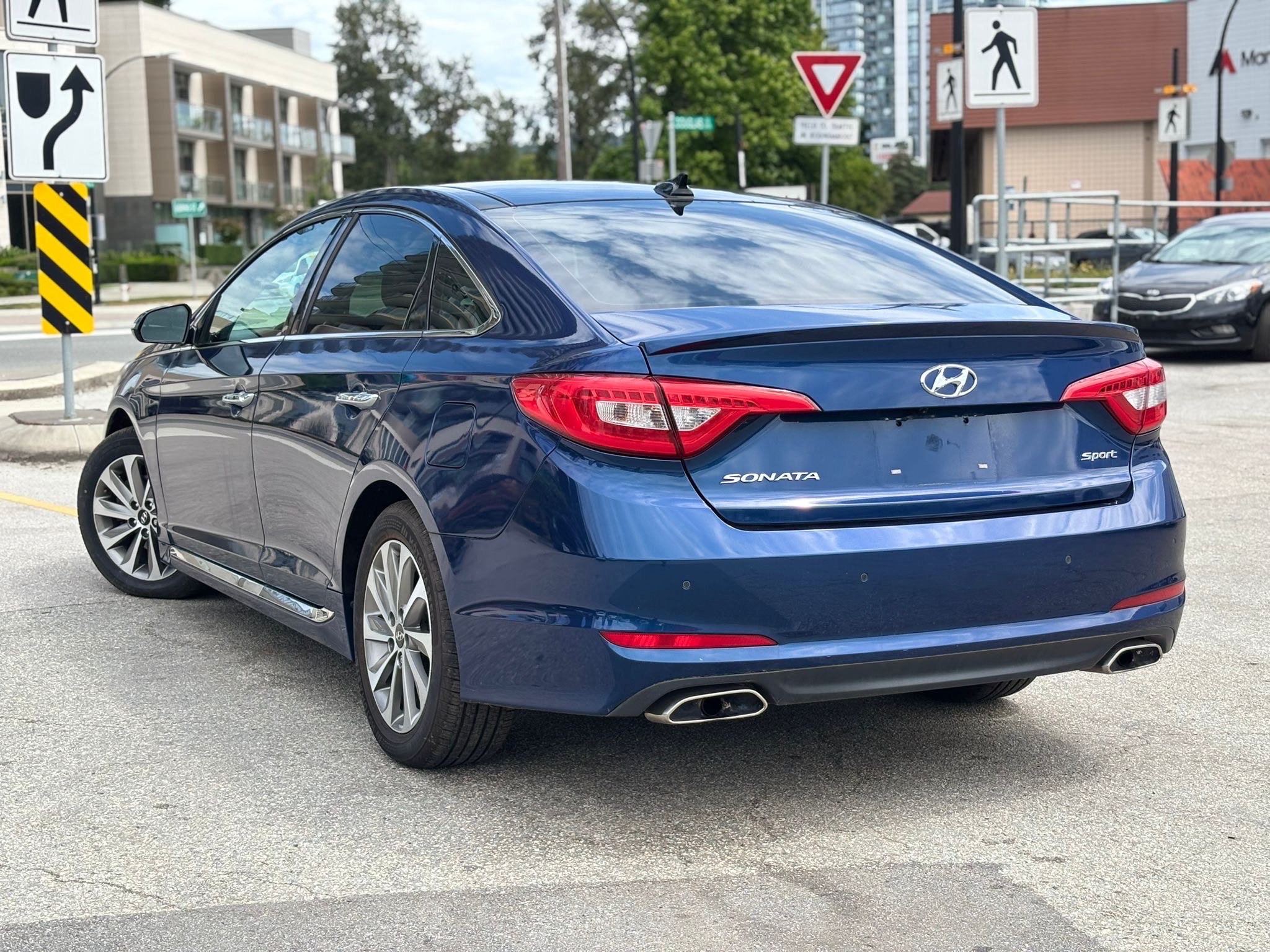 /canwestautoinc/2015-Hyundai-Sonata-7465169503239166.jpg
