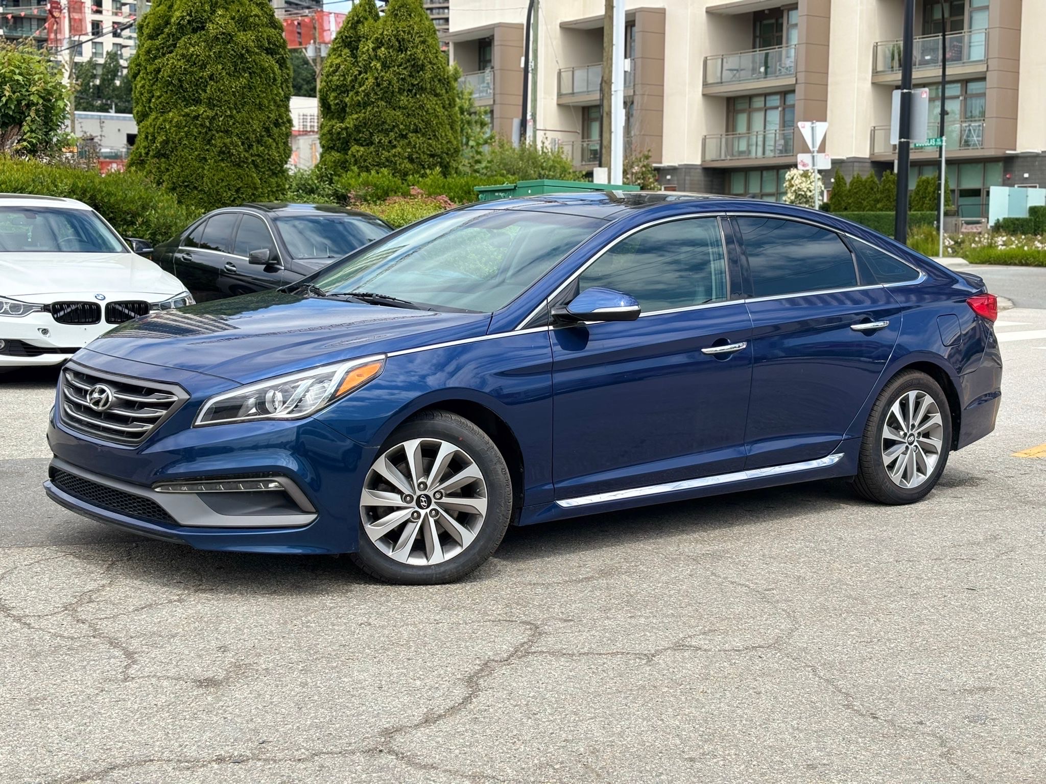/canwestautoinc/2015-Hyundai-Sonata-9421723144863527.jpg