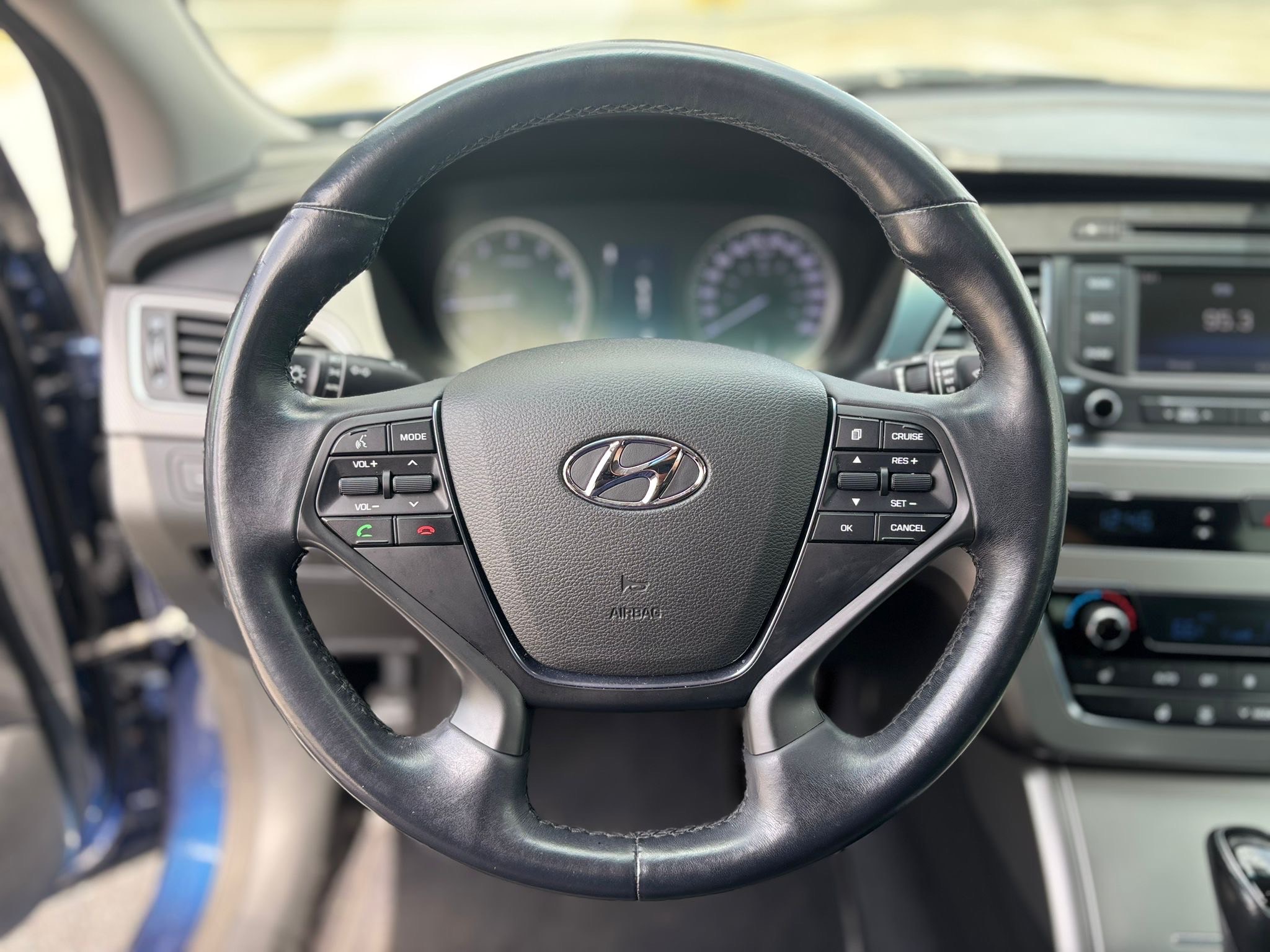 /canwestautoinc/2015-Hyundai-Sonata-9787341729375365.jpg