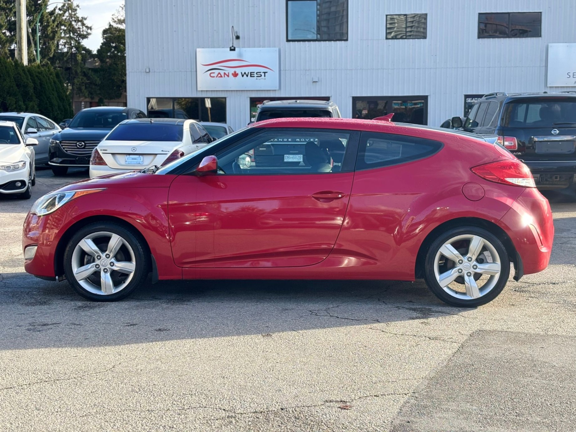 /canwestautoinc/2015-Hyundai-Veloster-798754826192899.jpg