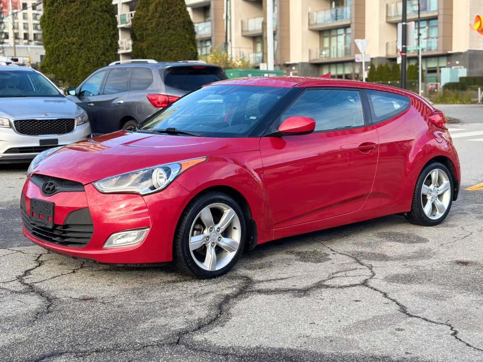 /canwestautoinc/2015-Hyundai-Veloster-801190900533552.jpg