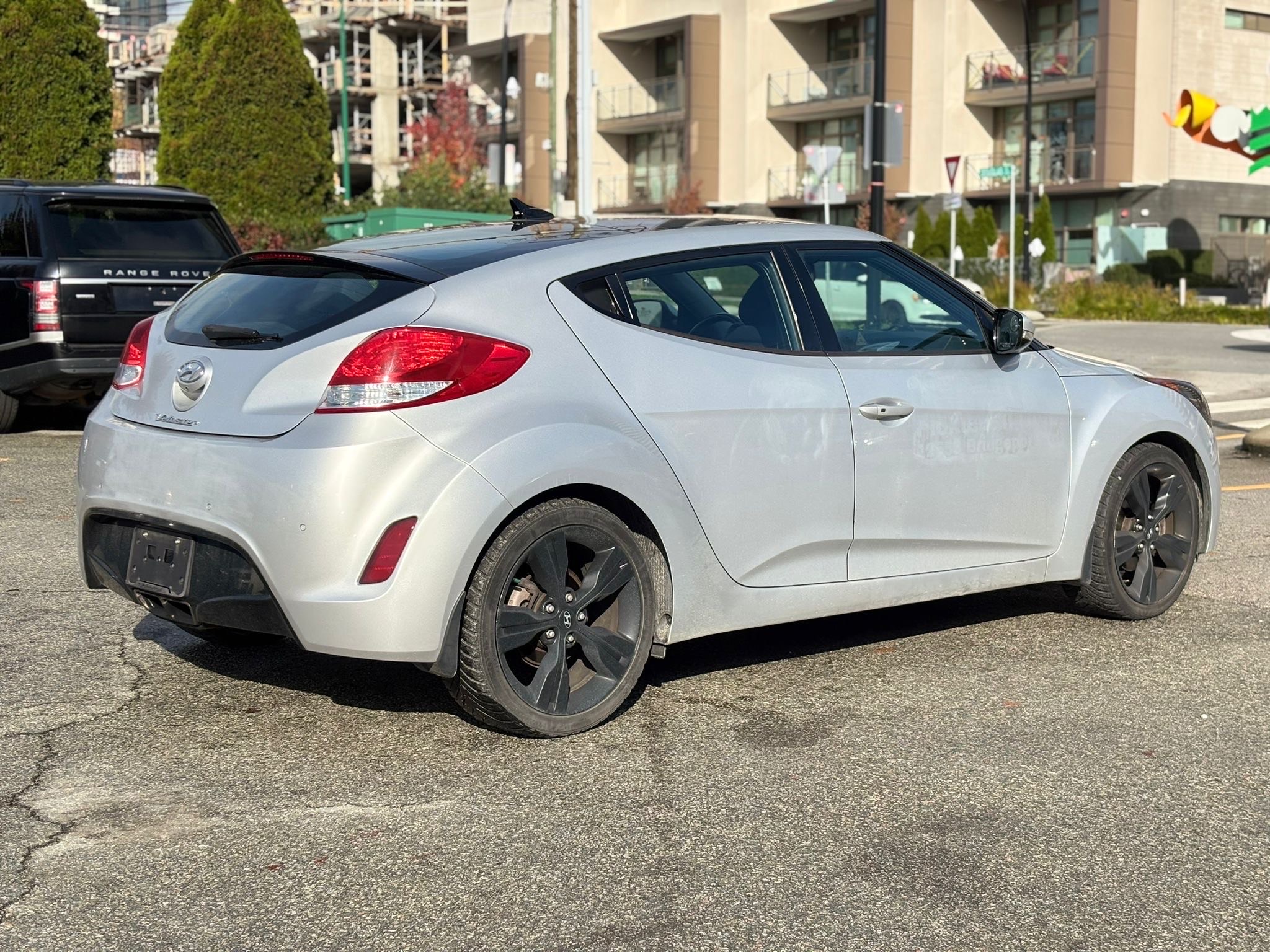 /canwestautoinc/2015-Hyundai-Veloster-8738731590383073.jpg