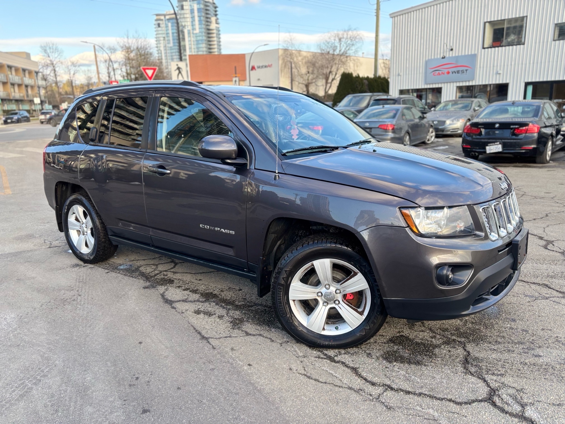 /canwestautoinc/2015-Jeep-Compass-48913048173705076.jpg