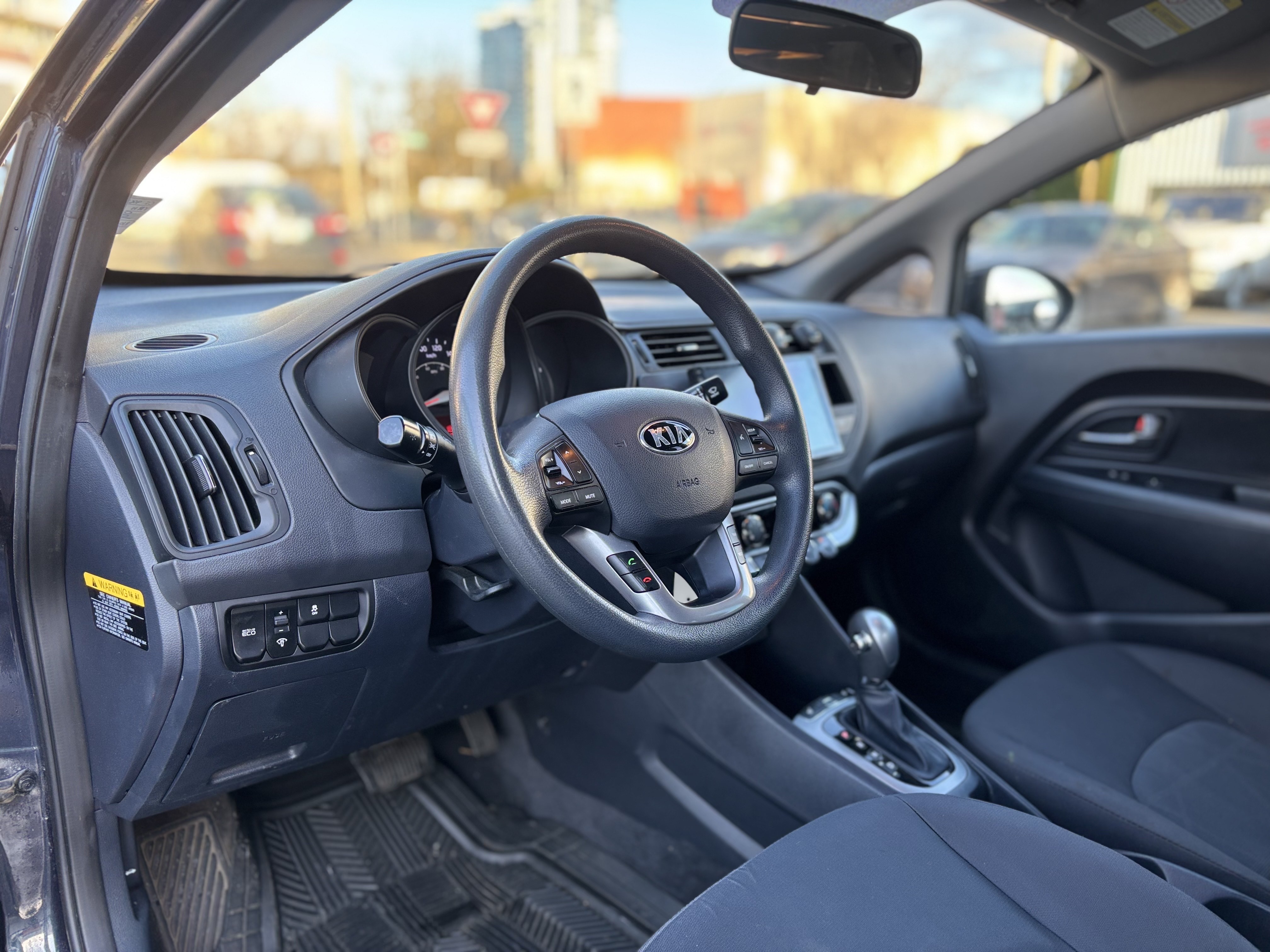 /canwestautoinc/2015-Kia-Rio-1580078931968536.jpg