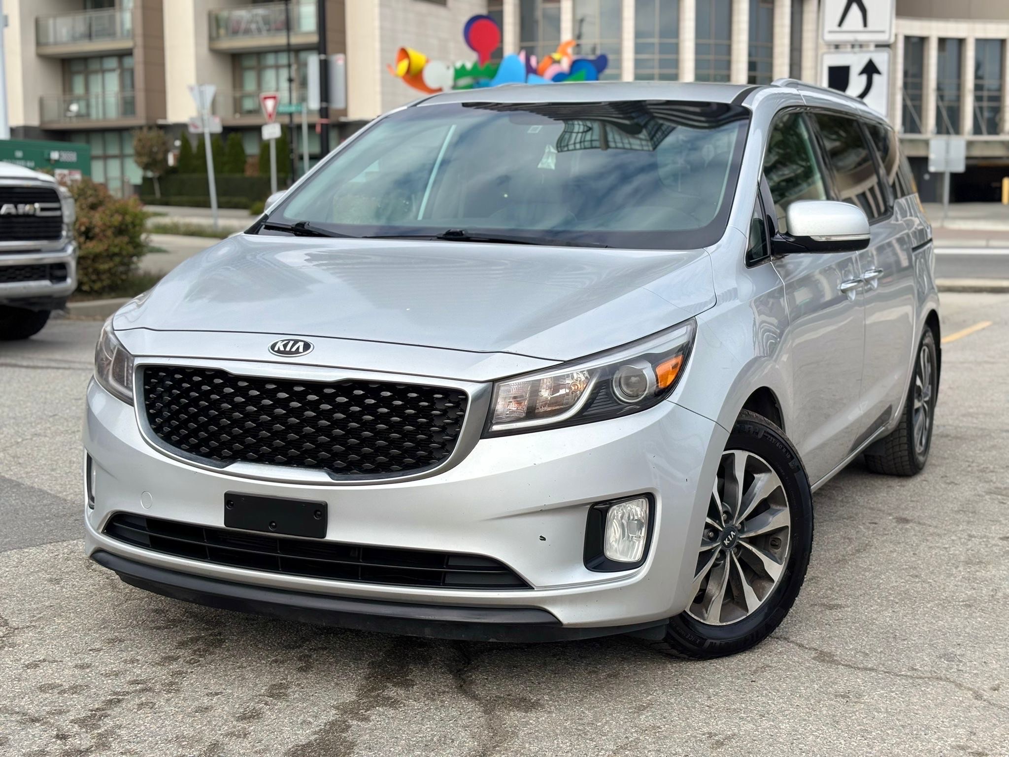 /canwestautoinc/2015-Kia-Sedona-4854517368901299.jpg