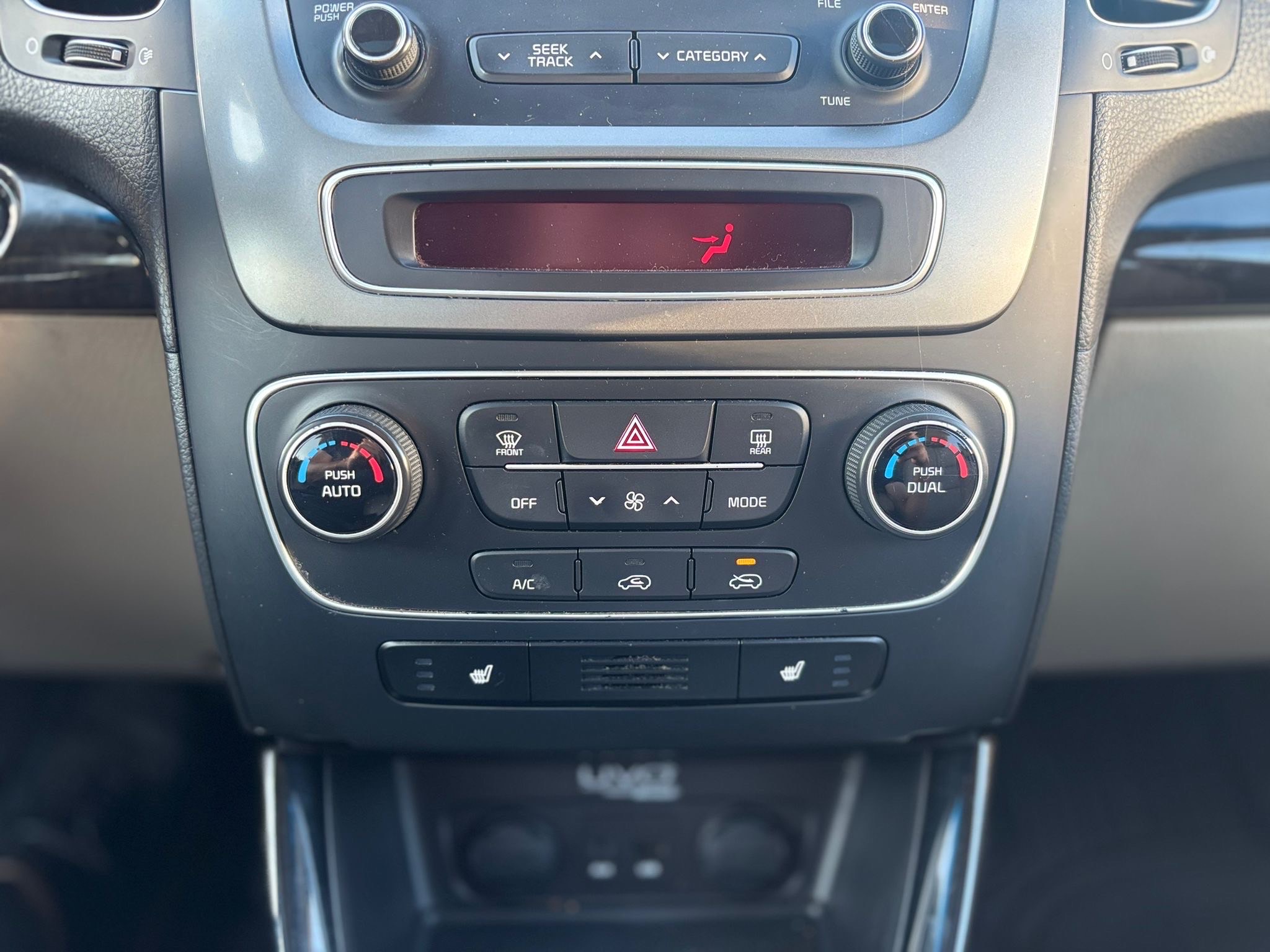 /canwestautoinc/2015-Kia-Sorento-059133309823513835.jpg