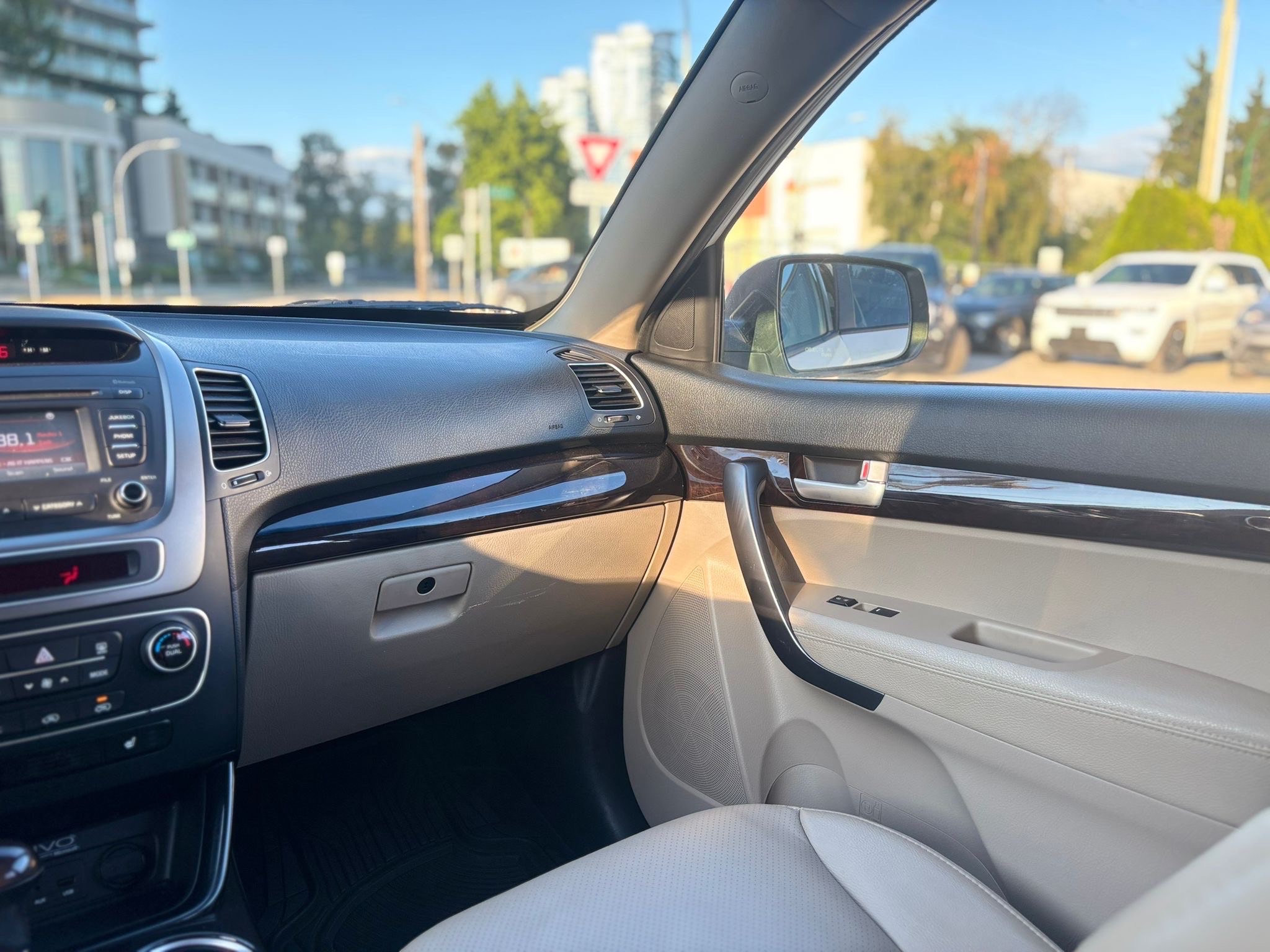 /canwestautoinc/2015-Kia-Sorento-34655638338676864.jpg