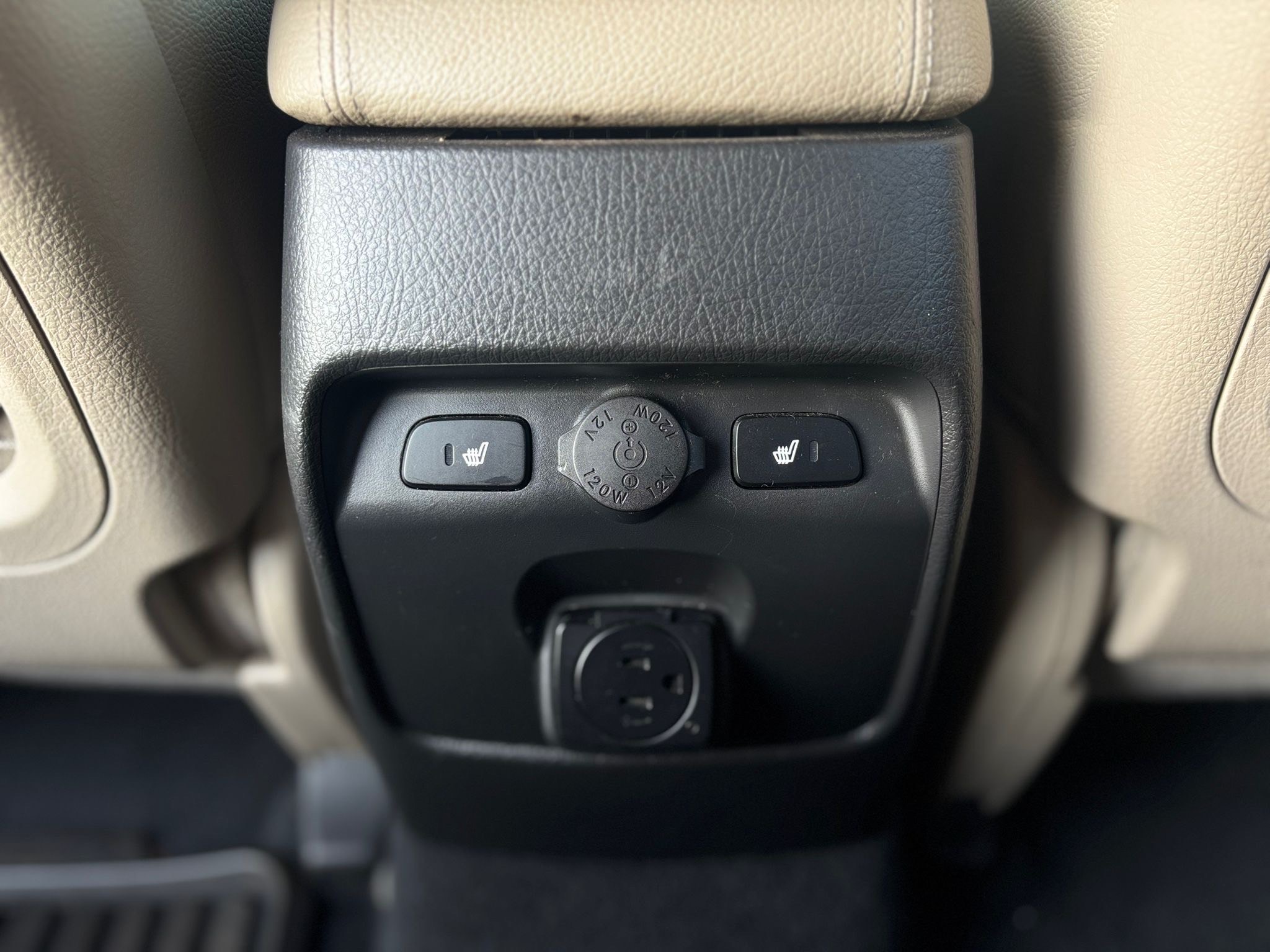 /canwestautoinc/2015-Kia-Sorento-34948303024910166.jpg