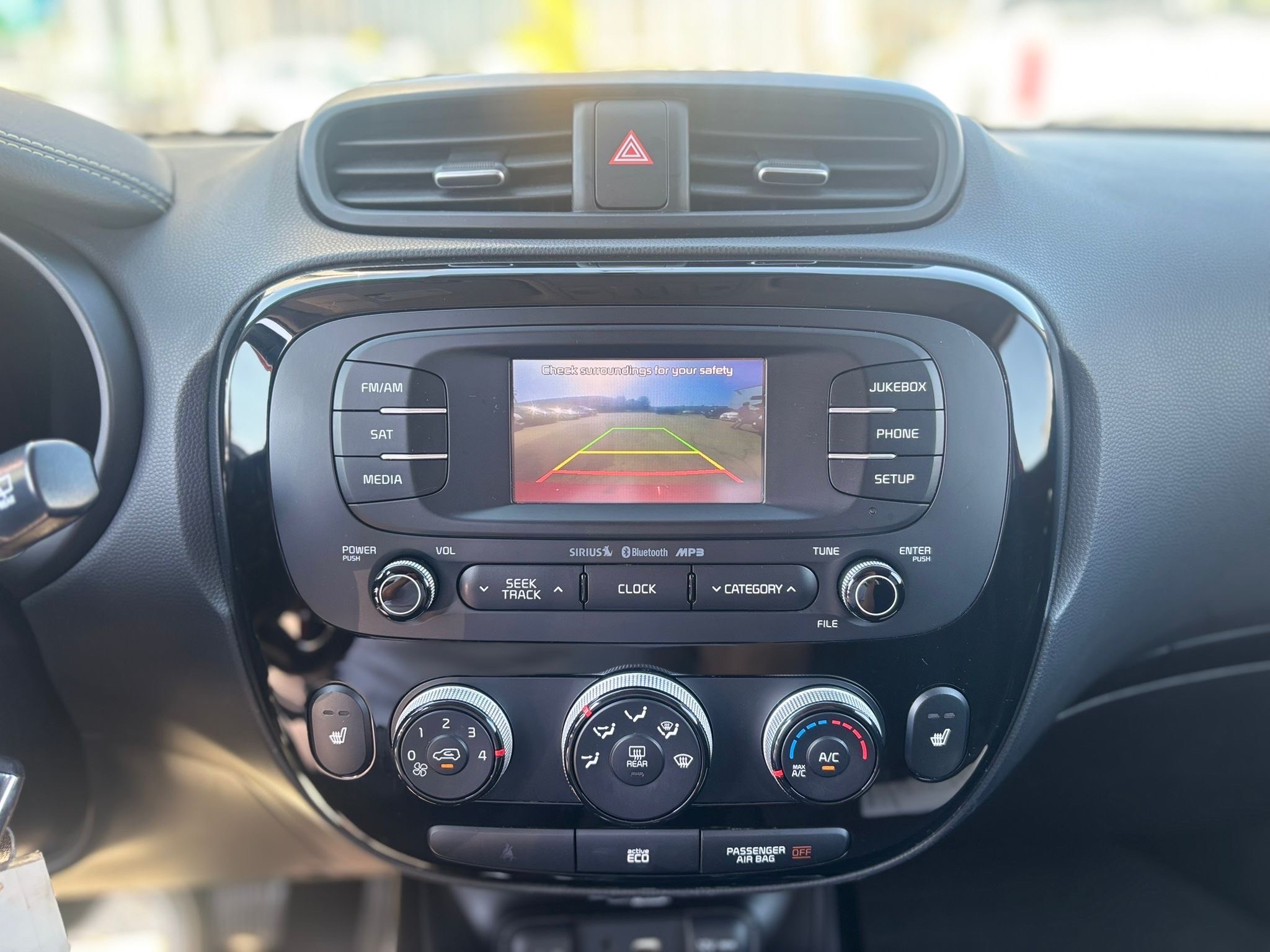 /canwestautoinc/2015-Kia-Soul-680283585114781.jpg