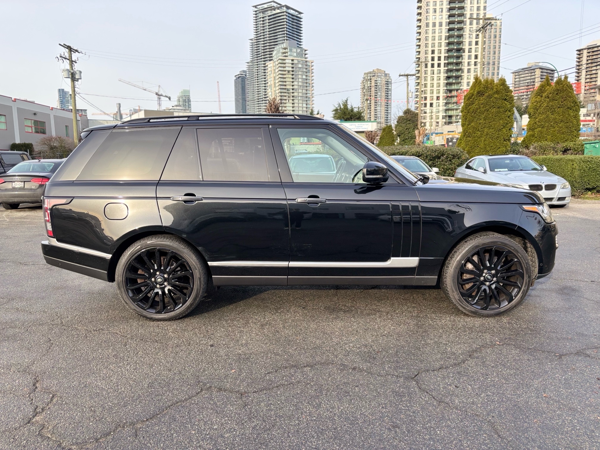 /canwestautoinc/2015-LandRover-RangeRover-6583652987850008.jpg