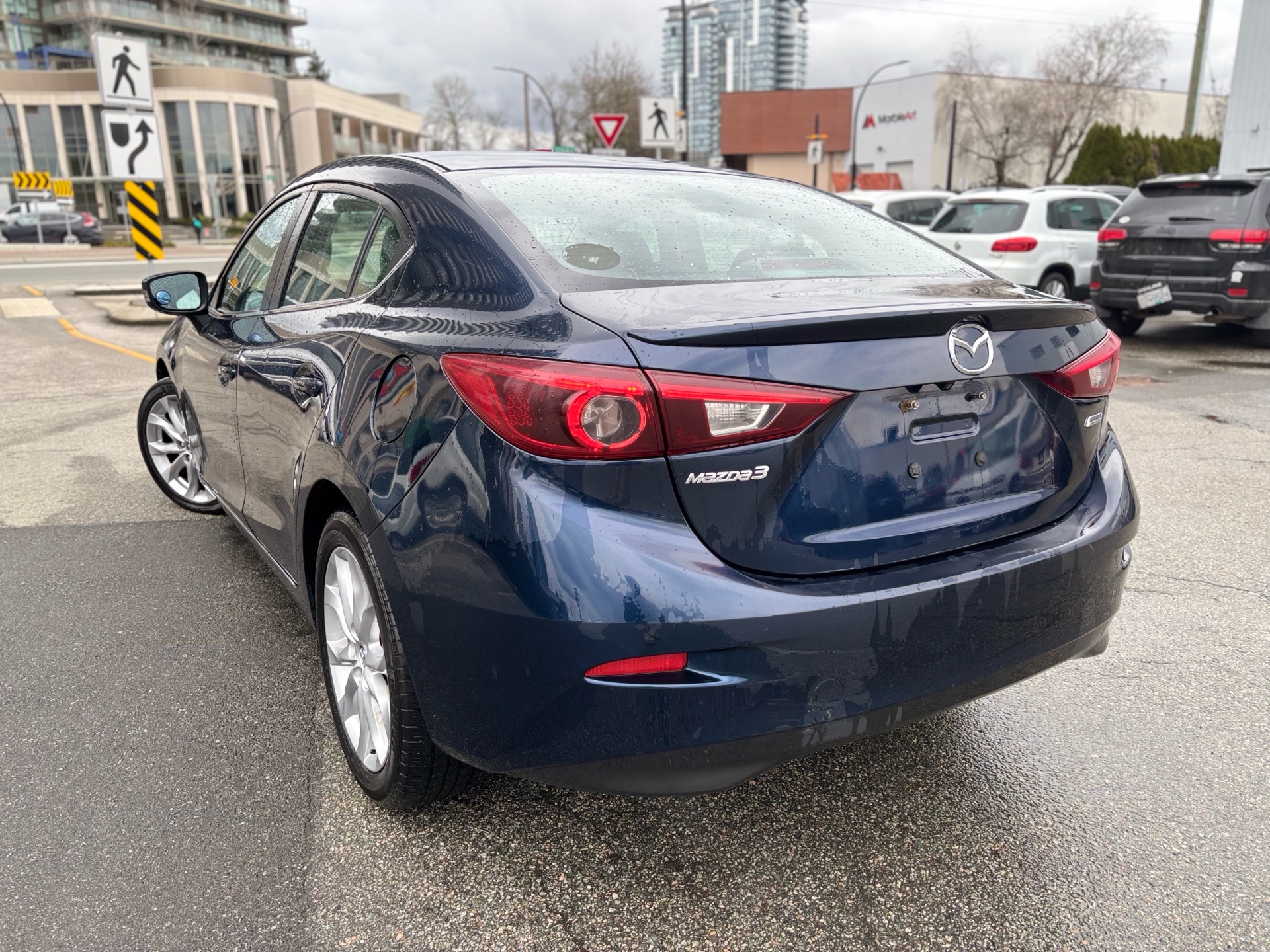 /canwestautoinc/2015-Mazda-Mazda3-2909560221559928.jpg