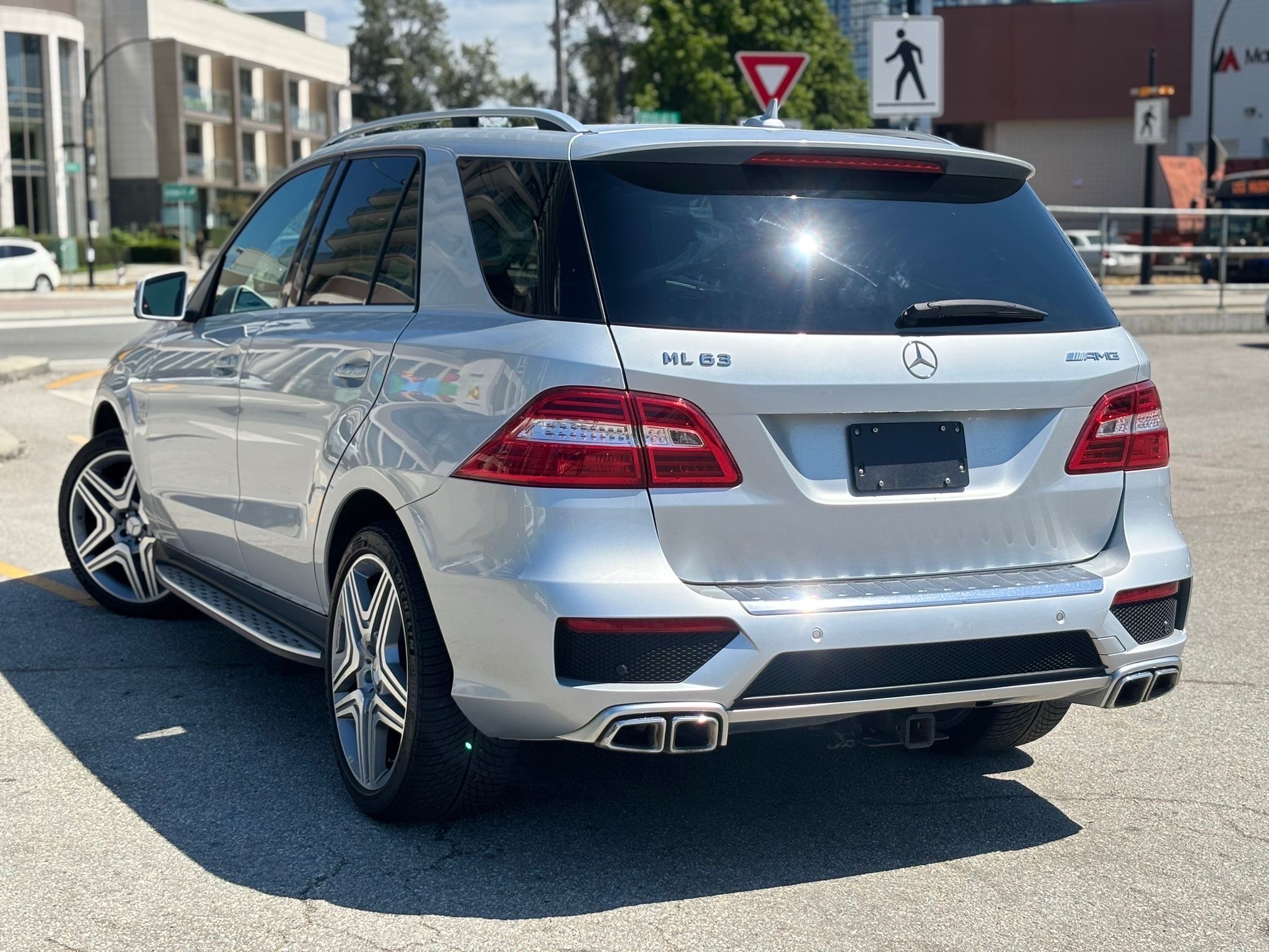 /canwestautoinc/2015-Mercedes-Benz-M-Class-05838723001027013.jpg