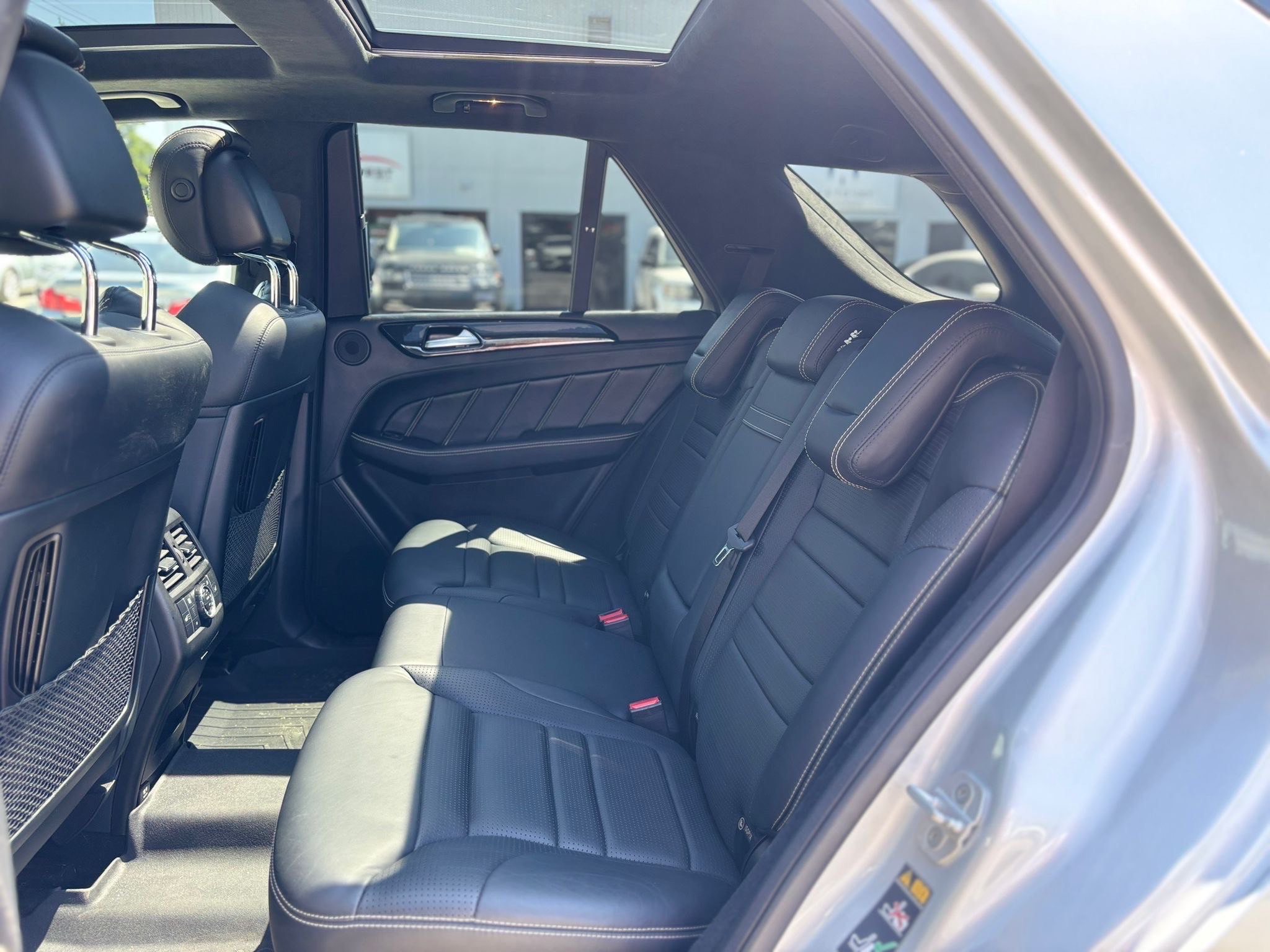 /canwestautoinc/2015-Mercedes-Benz-M-Class-06101789140822356.jpg