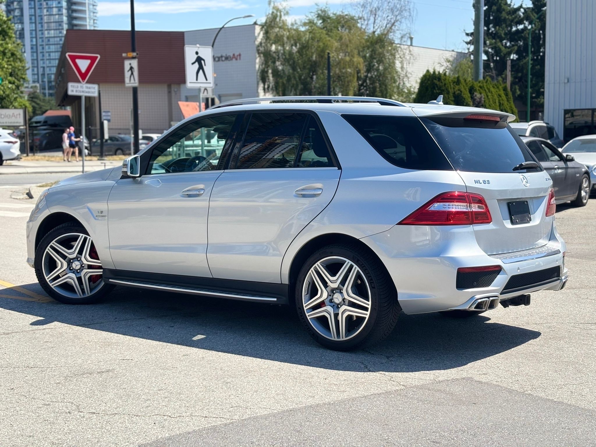 /canwestautoinc/2015-Mercedes-Benz-M-Class-11785832087226256.jpg