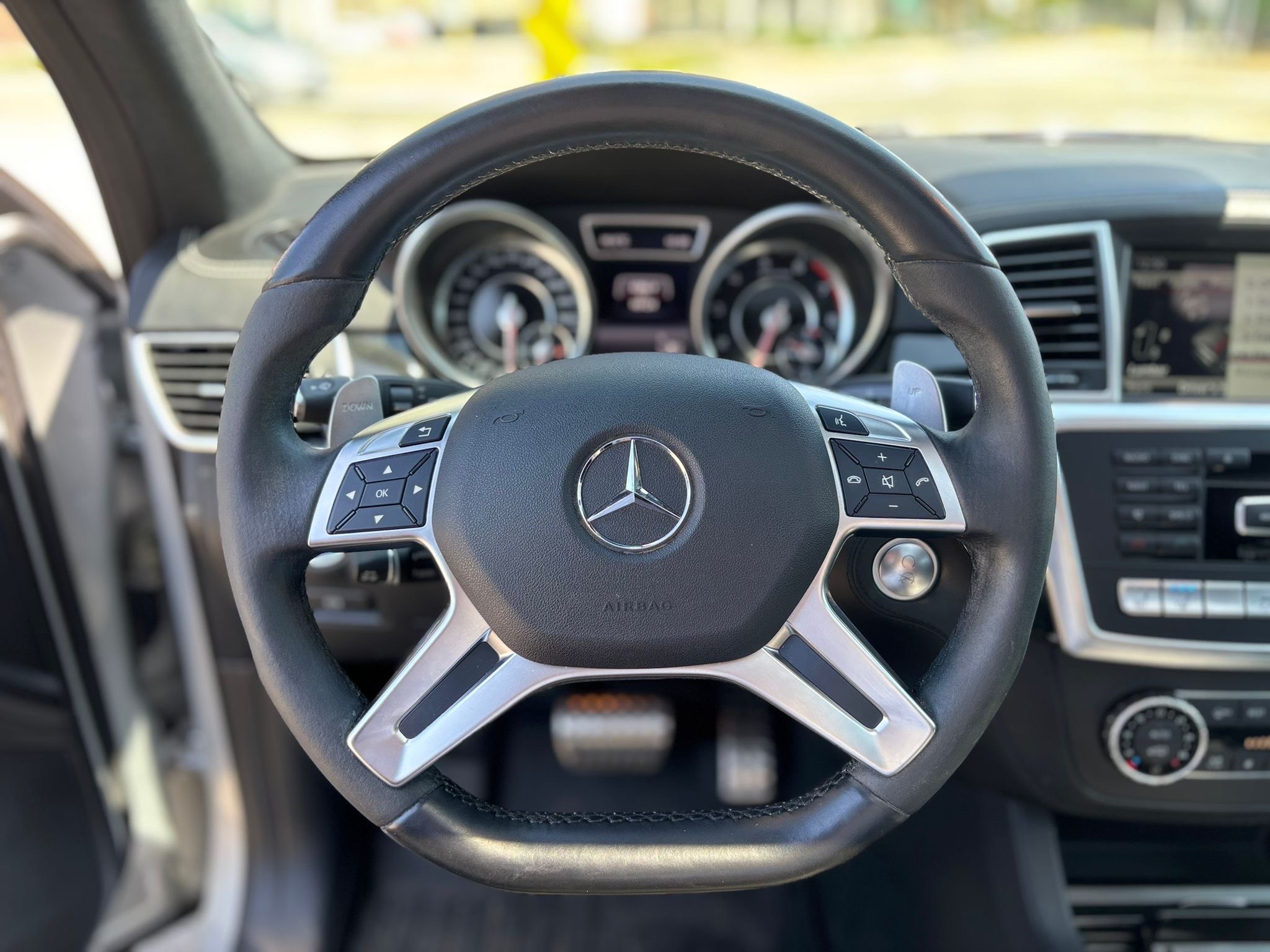 /canwestautoinc/2015-Mercedes-Benz-M-Class-19823320878399486.jpg