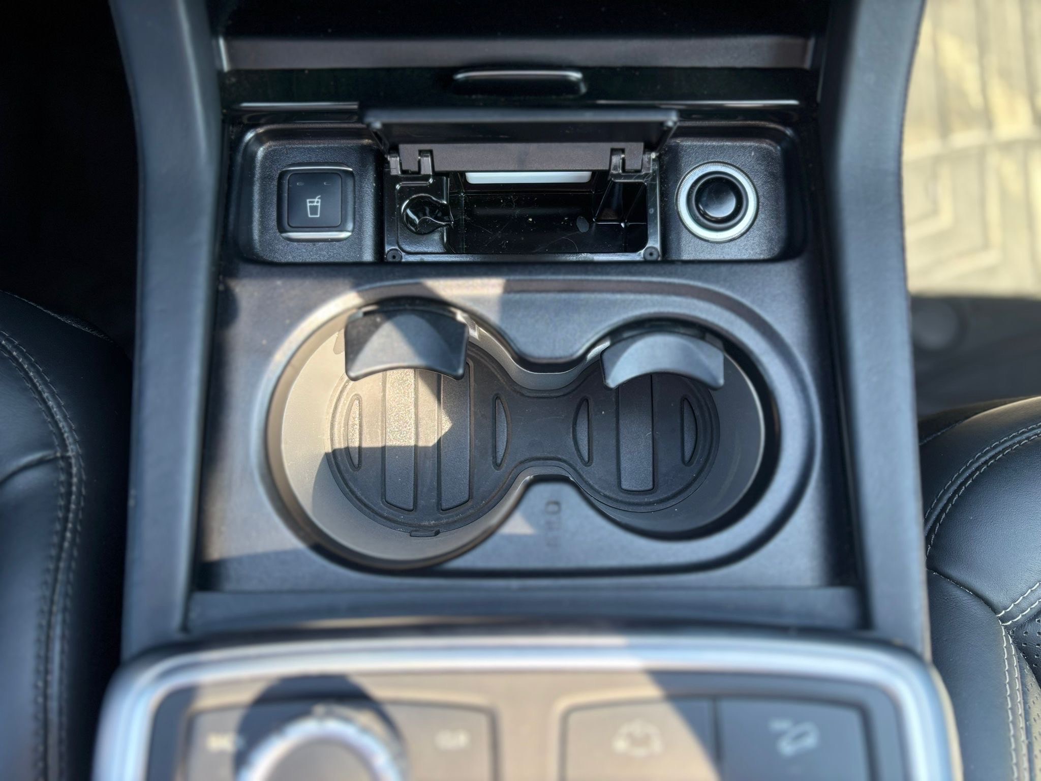/canwestautoinc/2015-Mercedes-Benz-M-Class-21301493156129214.jpg