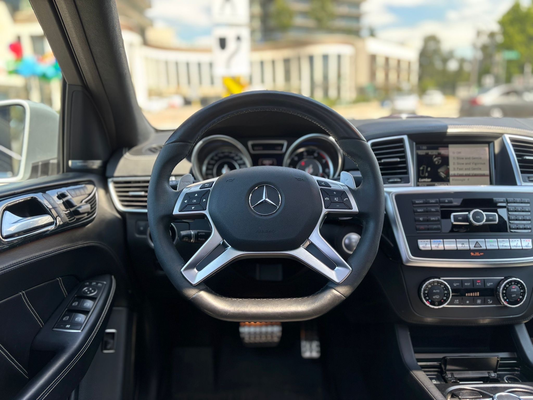 /canwestautoinc/2015-Mercedes-Benz-M-Class-36739298200880555.jpg