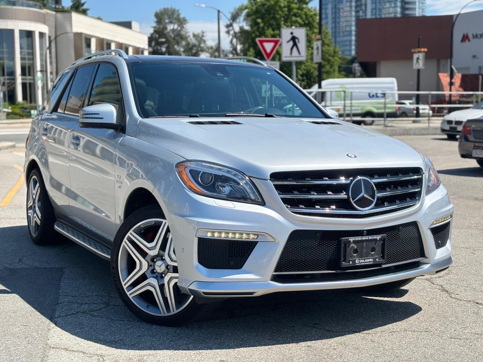 /canwestautoinc/2015-Mercedes-Benz-M-Class-542372773262439.jpg
