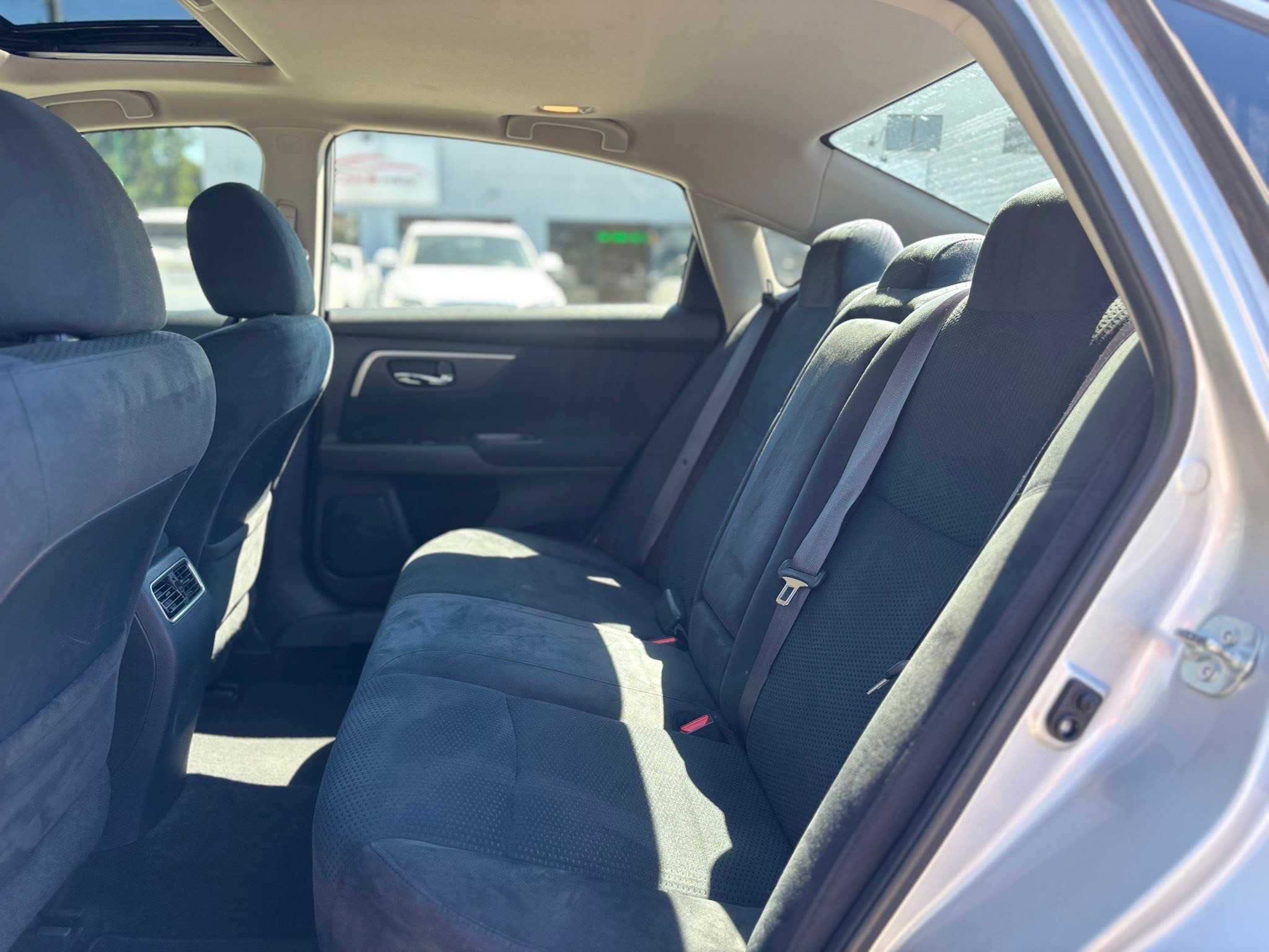 /canwestautoinc/2015-Nissan-Altima-2175243187061735.jpg