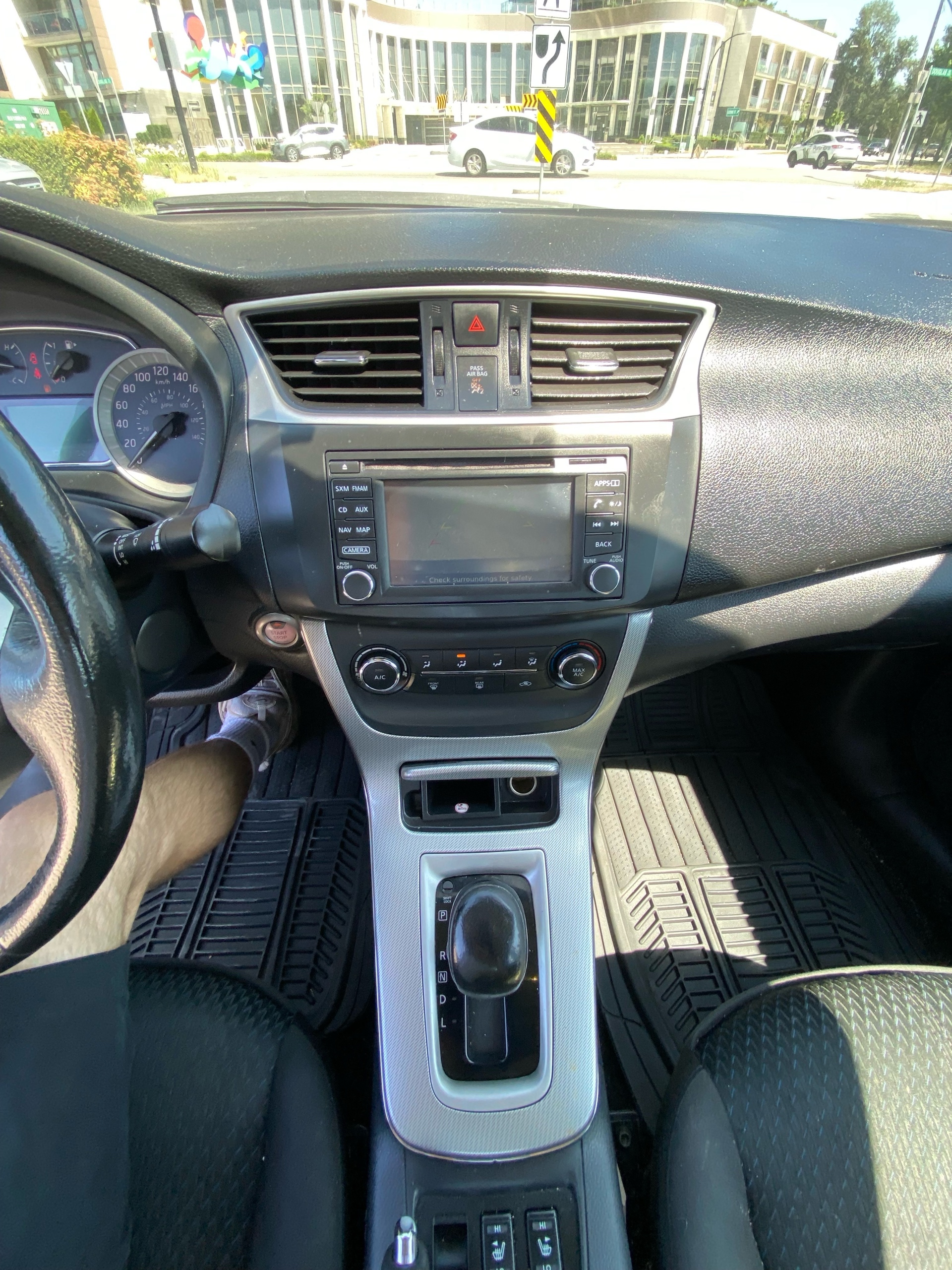 /canwestautoinc/2015-Nissan-Sentra-03150773815709029.jpg