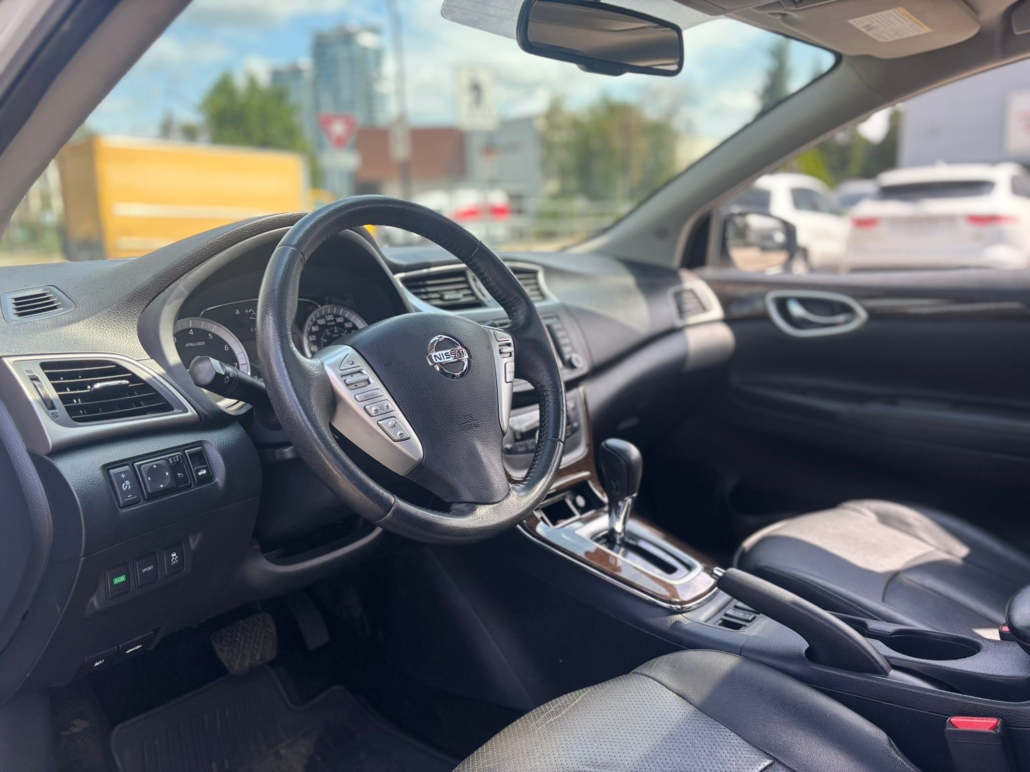 /canwestautoinc/2015-Nissan-Sentra-1253575540285834.jpg