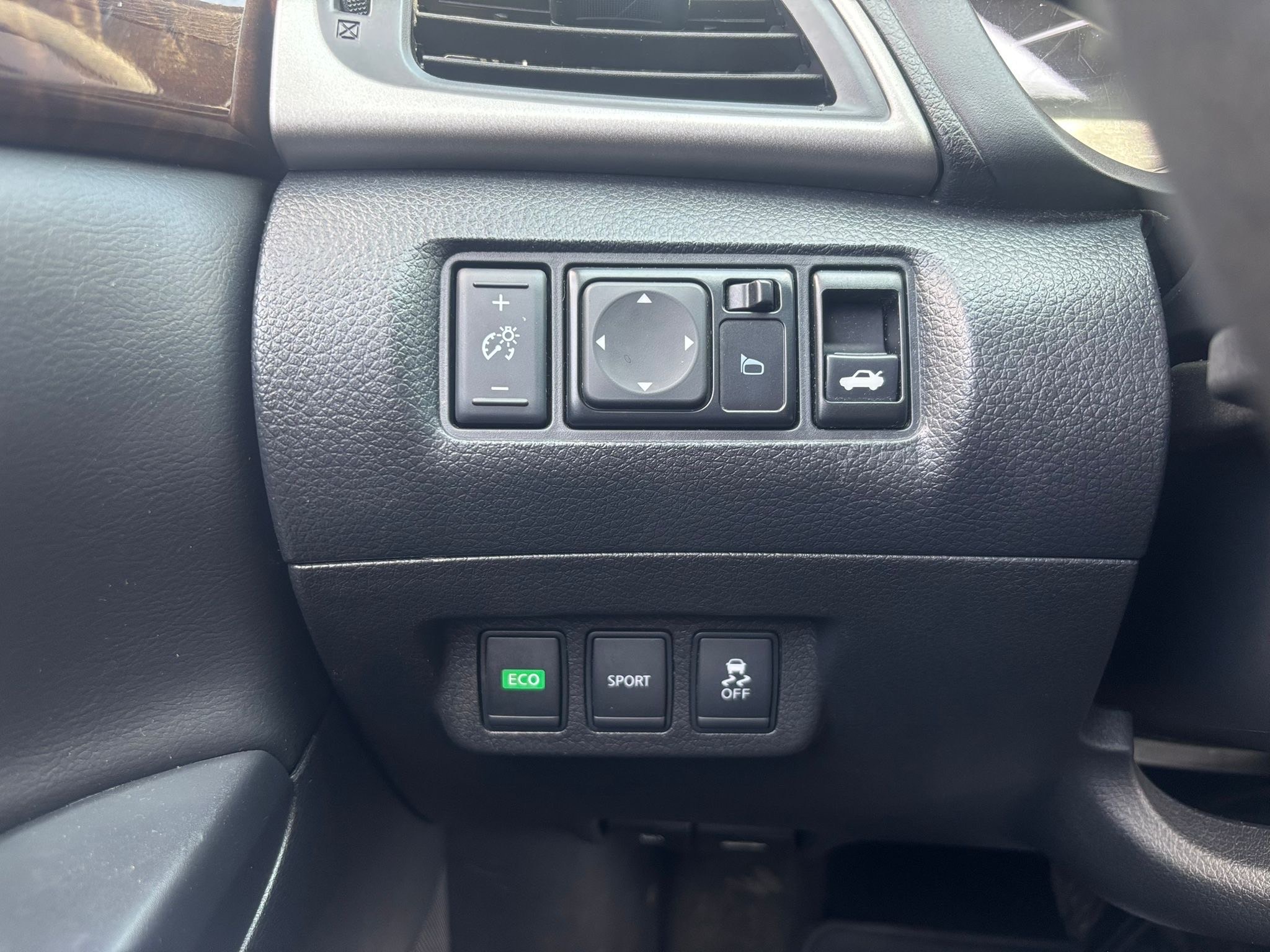 /canwestautoinc/2015-Nissan-Sentra-4883073297979974.jpg