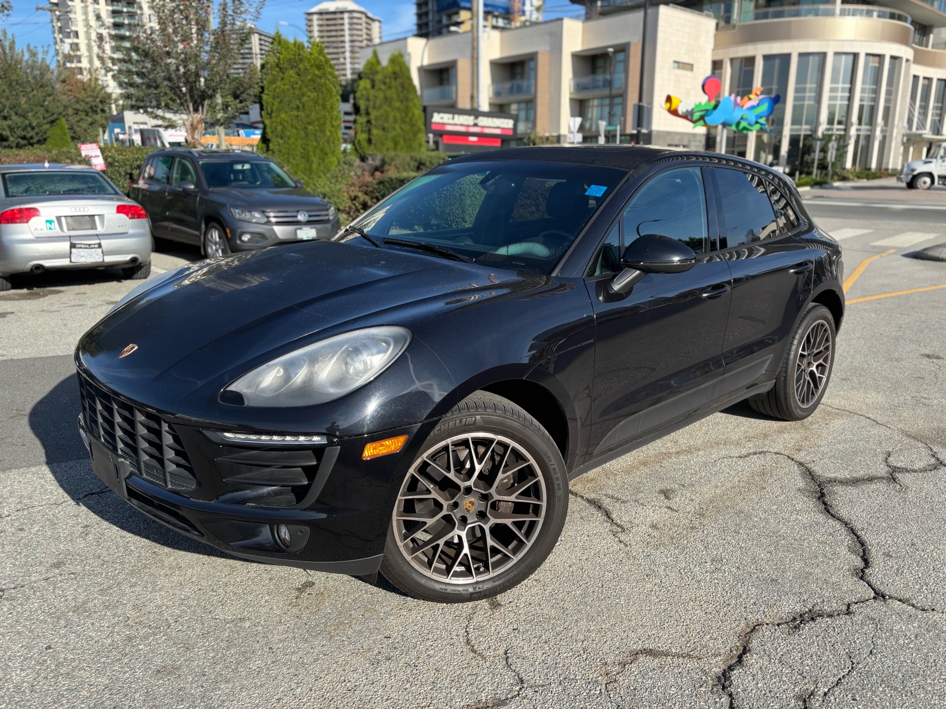 /canwestautoinc/2015-Porsche-Macan-9850701724892046.jpg