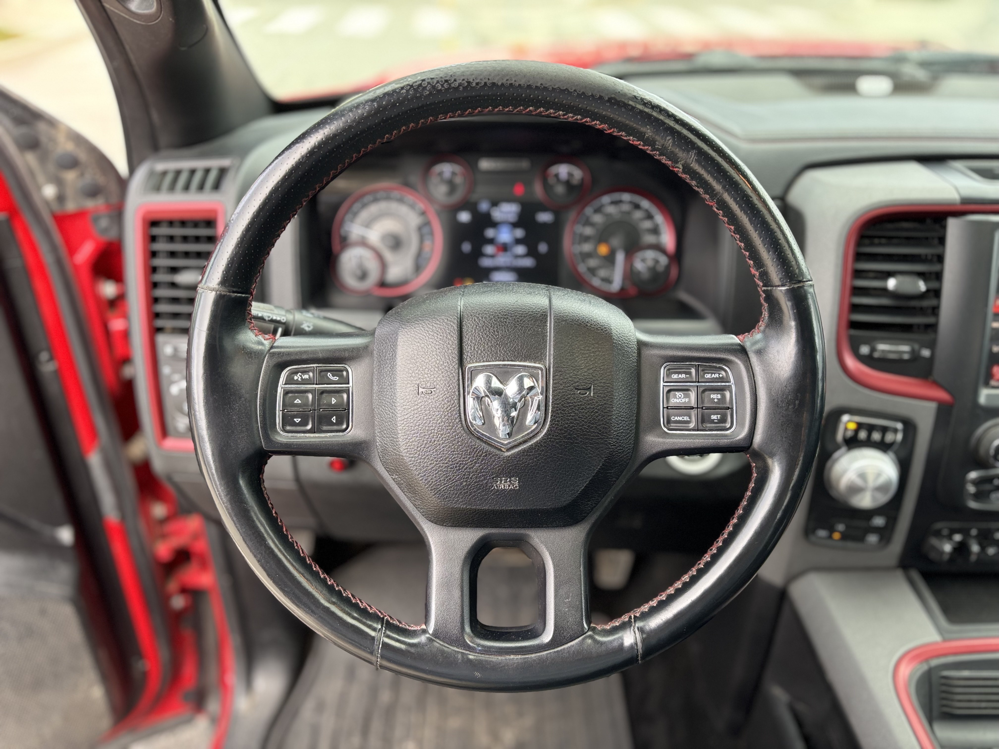 /canwestautoinc/2015-Ram-1500-8741977902366931.jpg