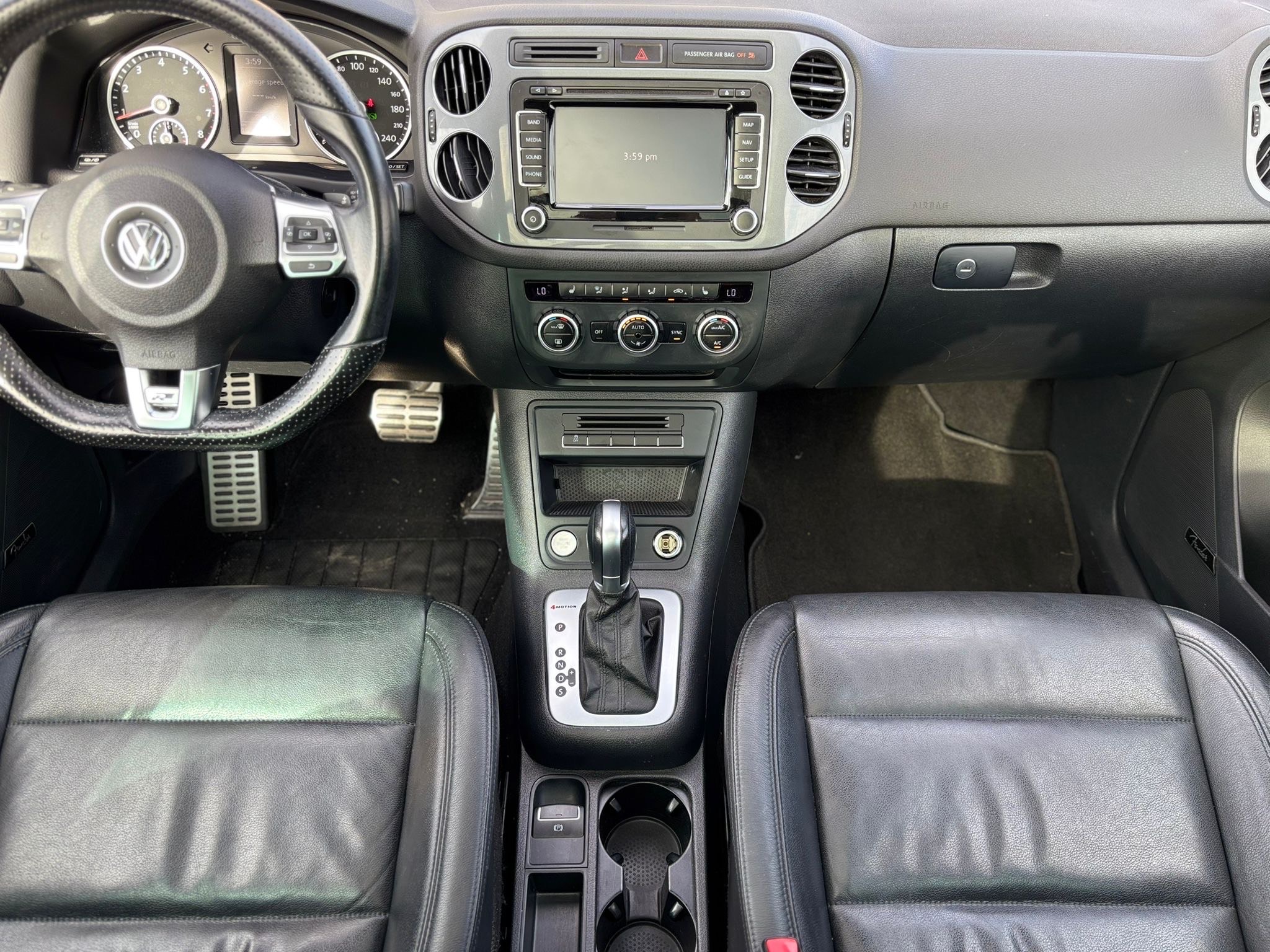 /canwestautoinc/2015-Volkswagen-Tiguan-35906095144701045.jpg