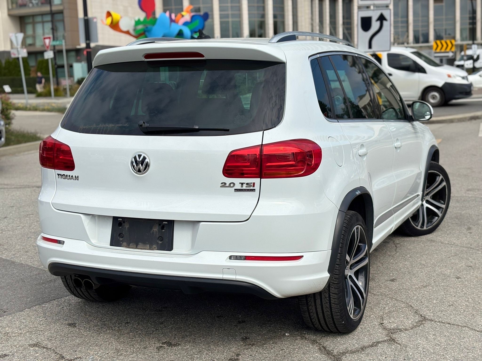 /canwestautoinc/2015-Volkswagen-Tiguan-7389027056275863.jpg