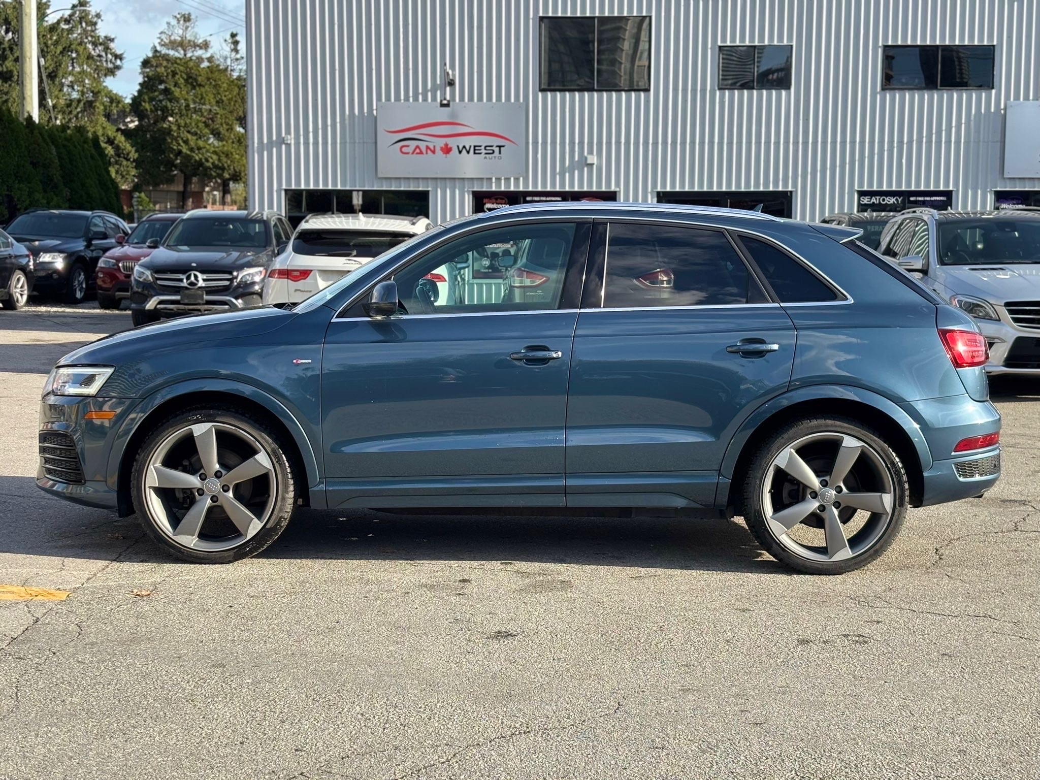 /canwestautoinc/2016-Audi-Q3-25900018366267186.jpg