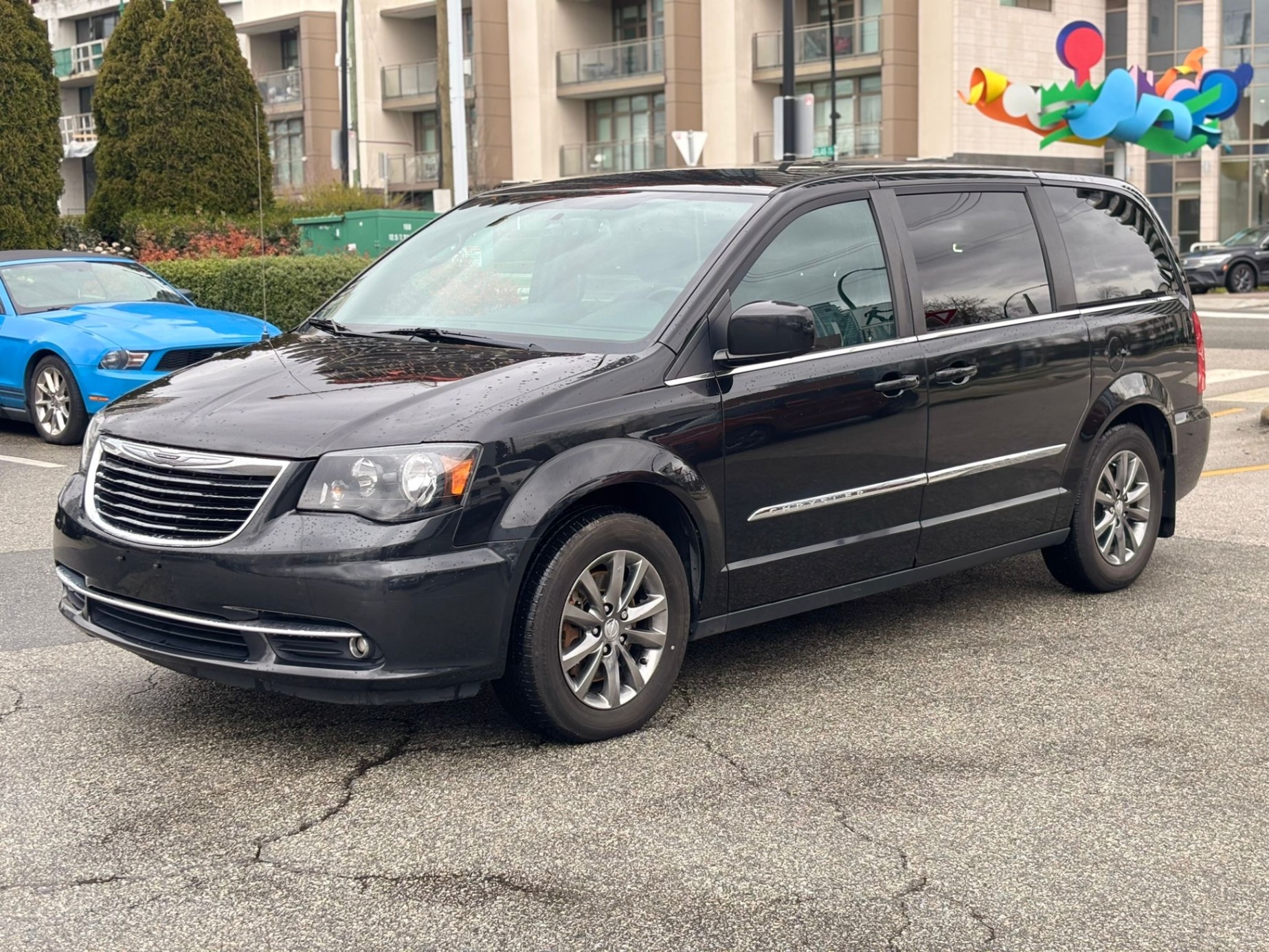 /canwestautoinc/2016-Chrysler-Town&-7068036109942124.jpg