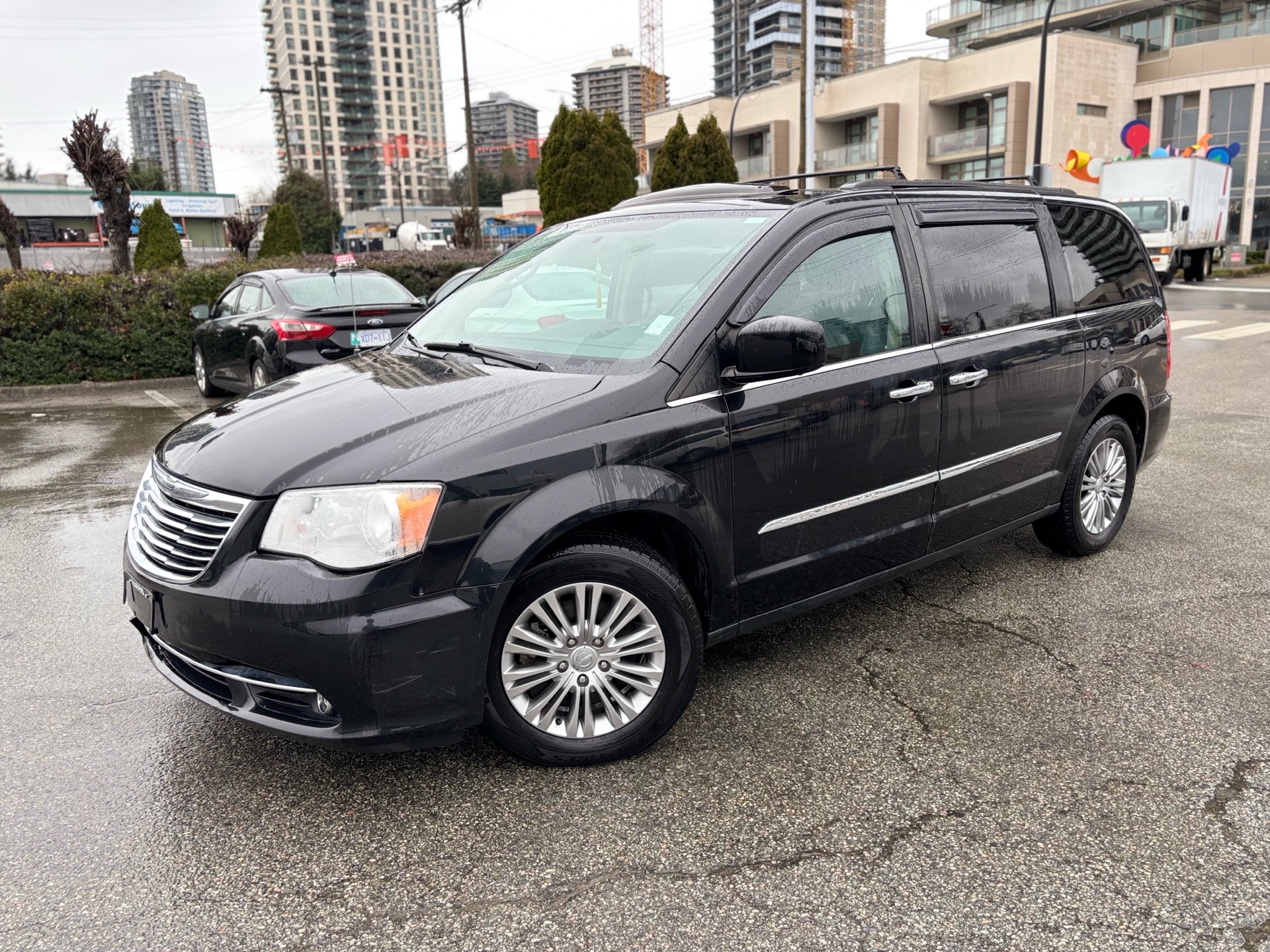 /canwestautoinc/2016-Chrysler-Town&-7782829230178052.jpg