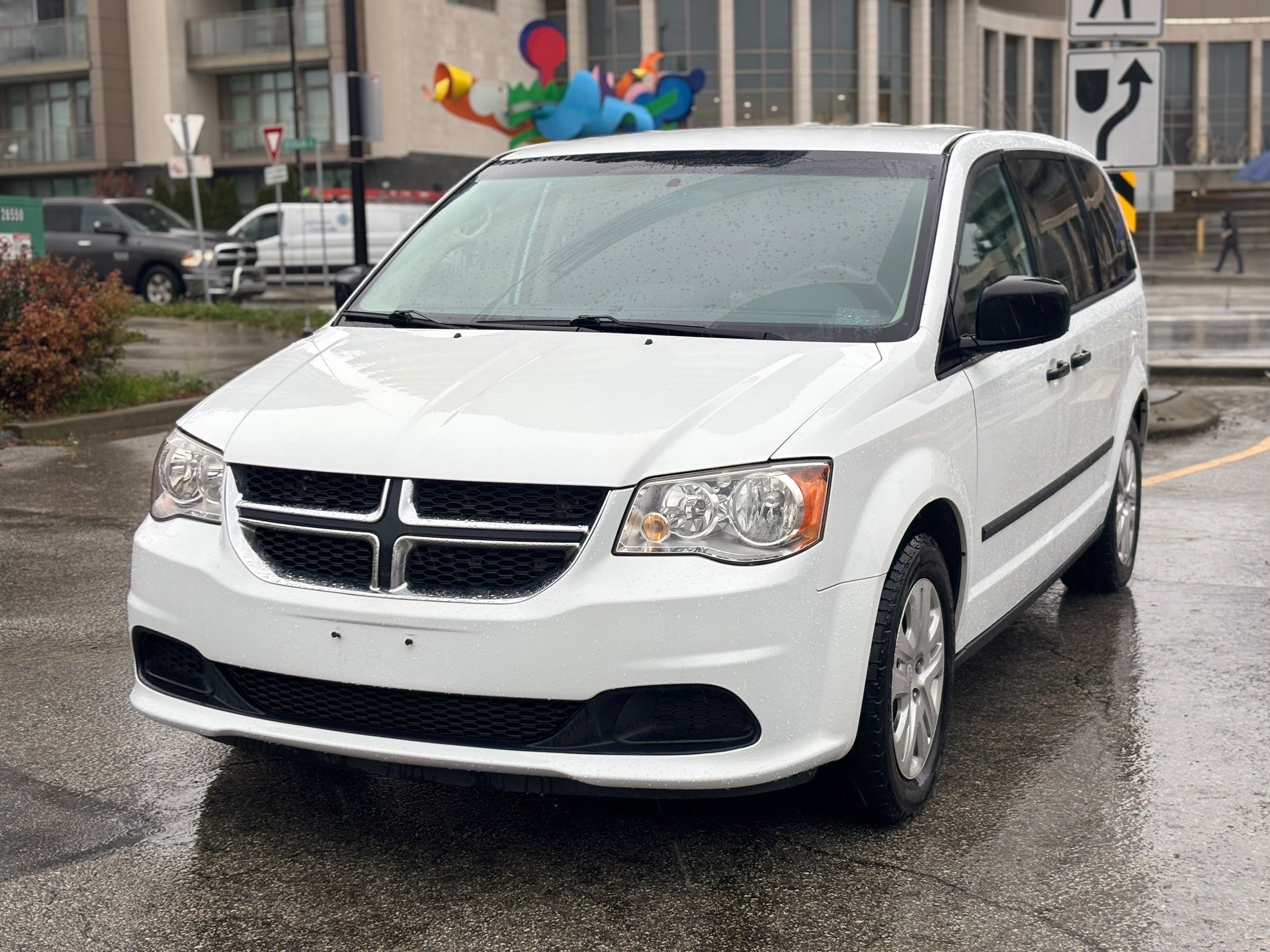 /canwestautoinc/2016-Dodge-GrandCaravan-10030439331565644.jpg