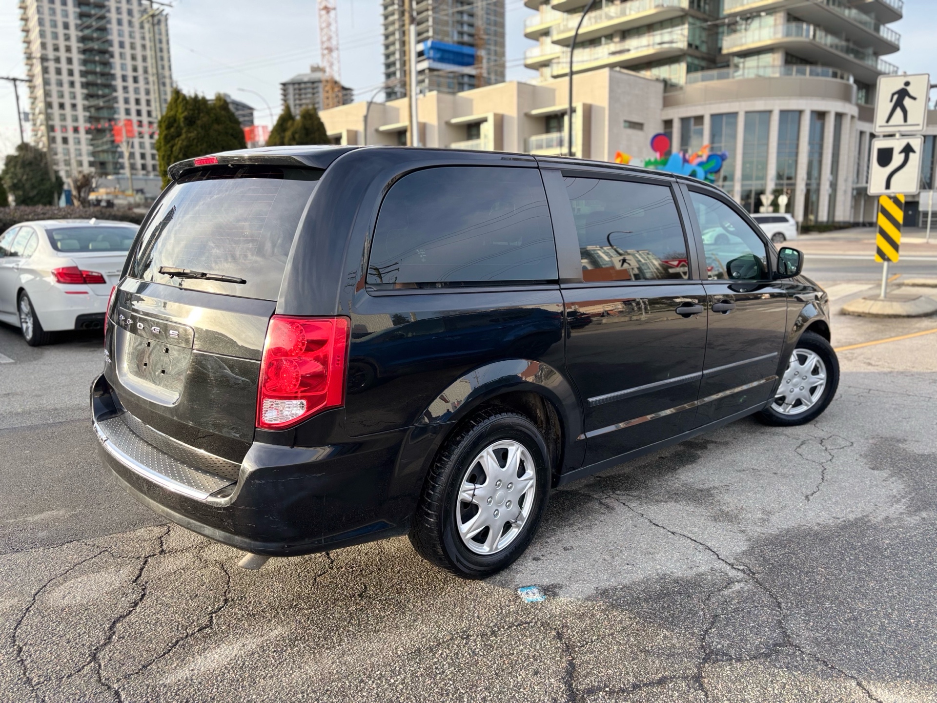 /canwestautoinc/2016-Dodge-GrandCaravan-5009240944955464.jpg