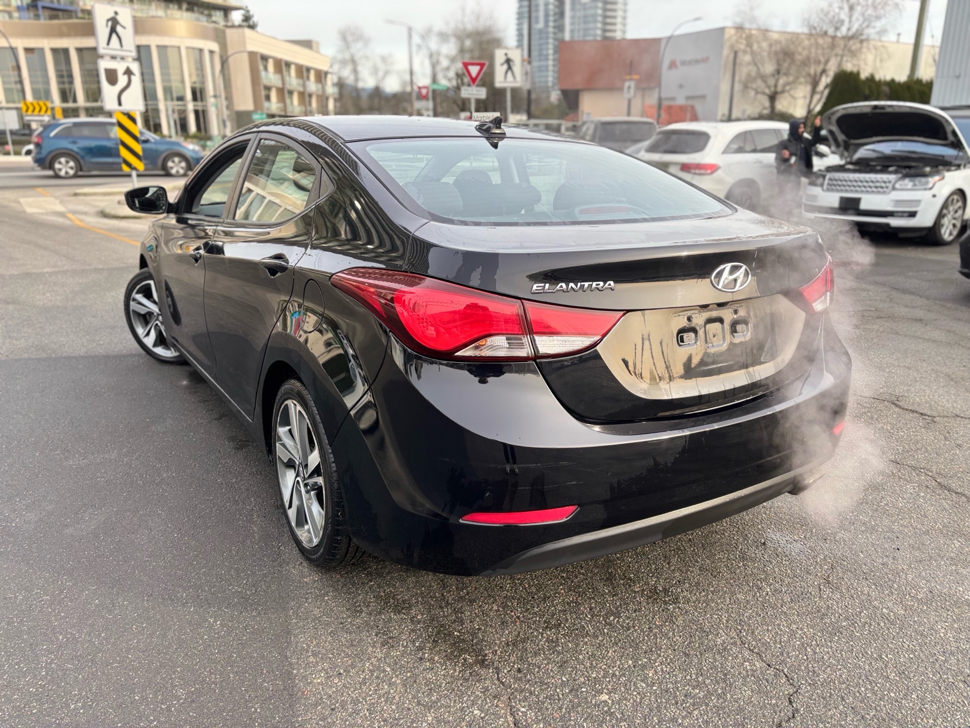 /canwestautoinc/2016-Hyundai-Elantra-3740936113098907.jpg