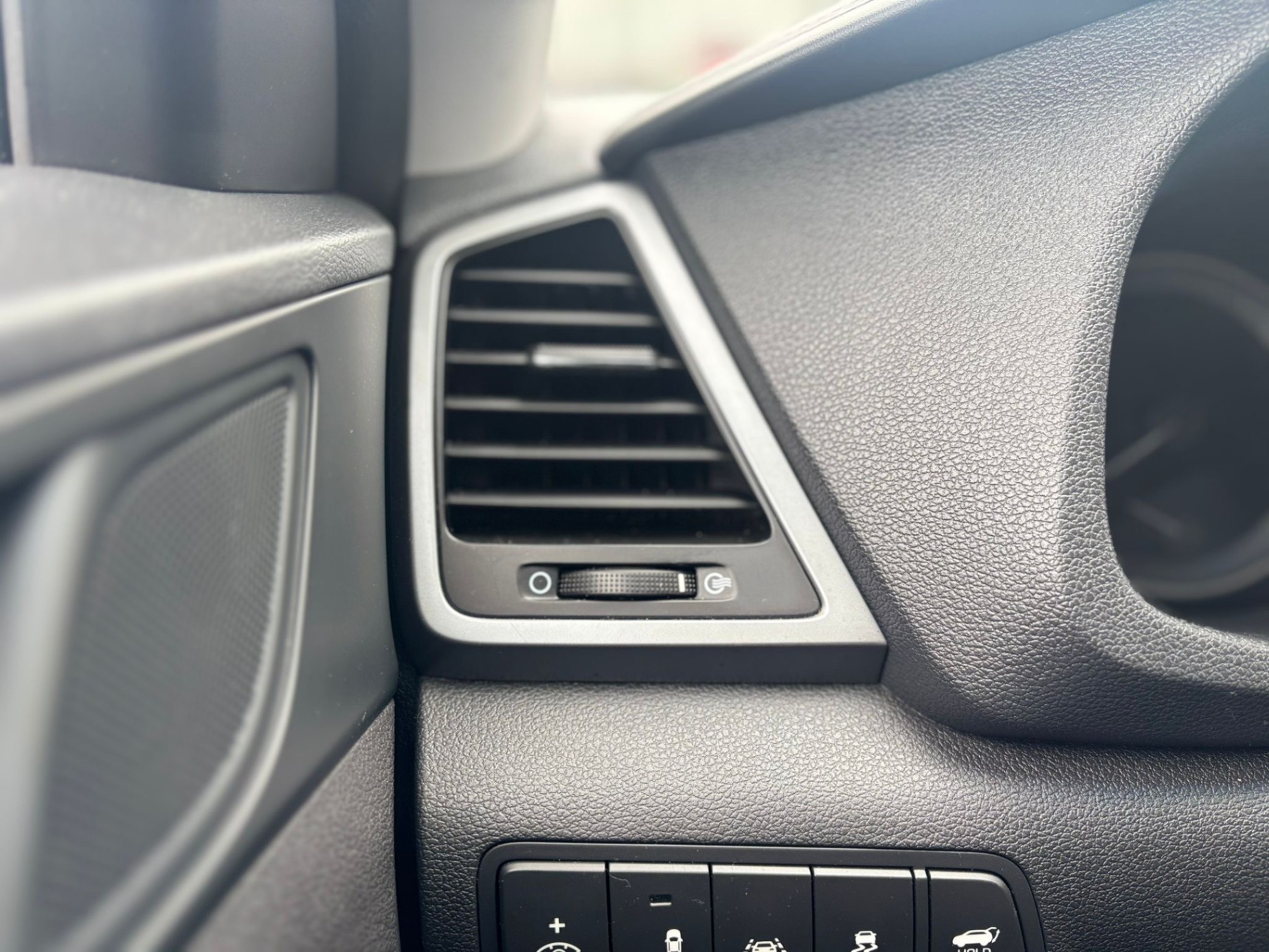 /canwestautoinc/2016-Hyundai-Tucson-9325012032952726.jpg