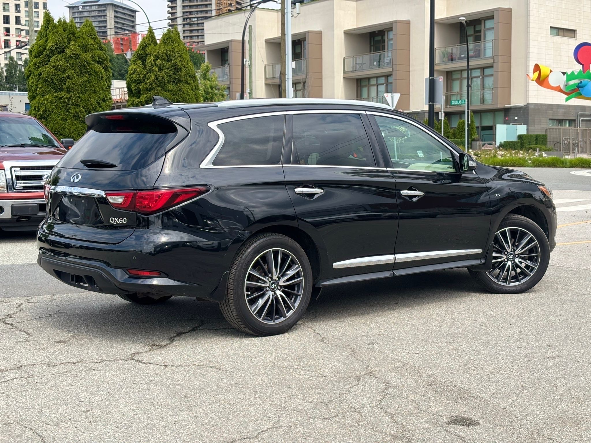 /canwestautoinc/2016-INFINITI-QX60-02160829520179708.jpg