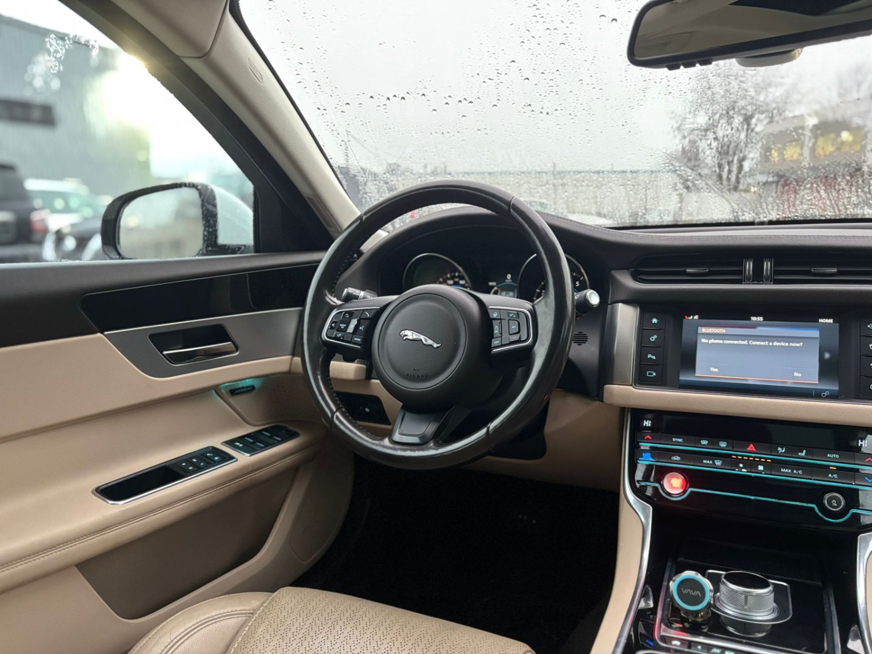 /canwestautoinc/2016-Jaguar-XF-13034210100282784.jpg