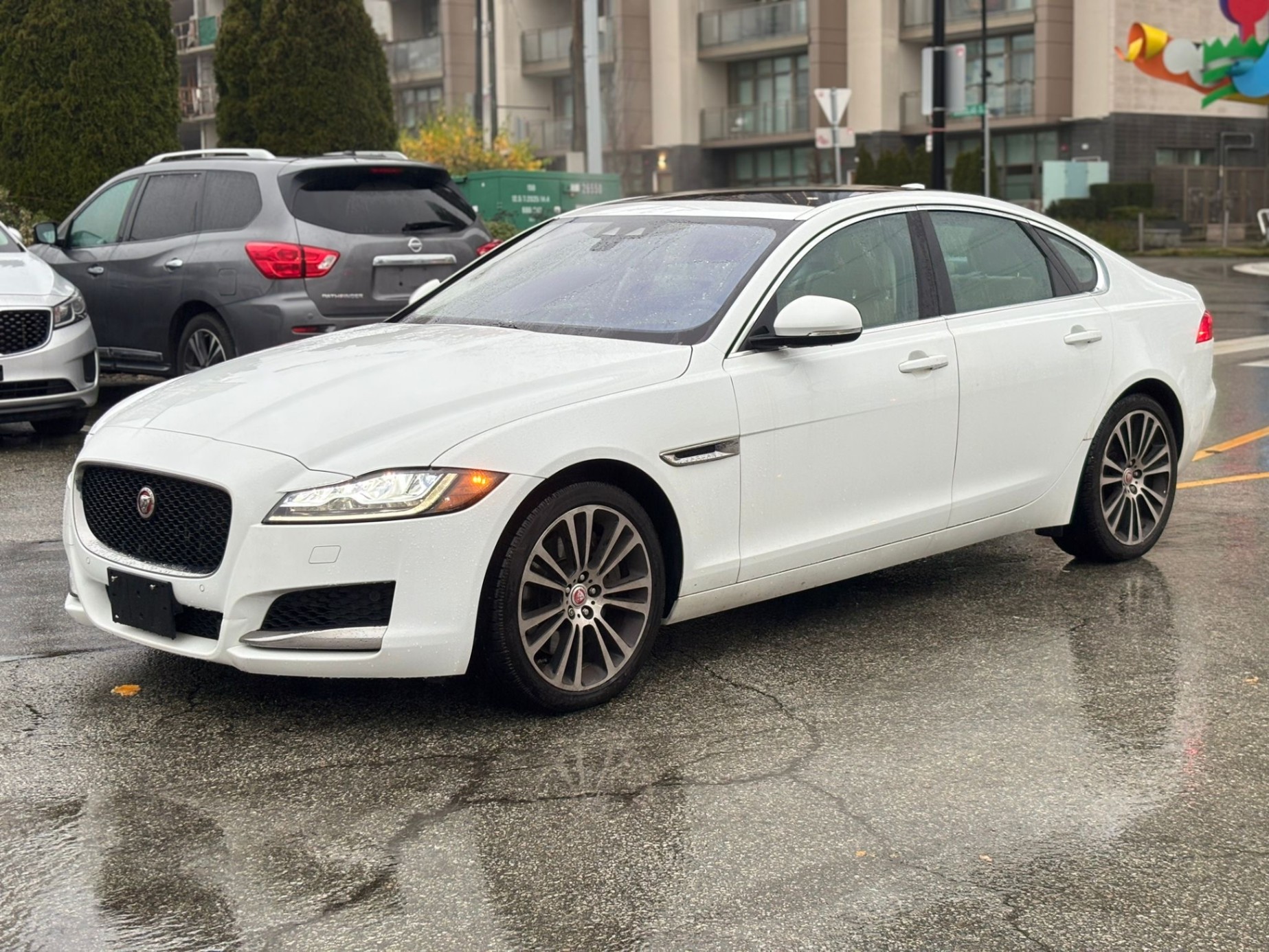 /canwestautoinc/2016-Jaguar-XF-36508288526640764.jpg