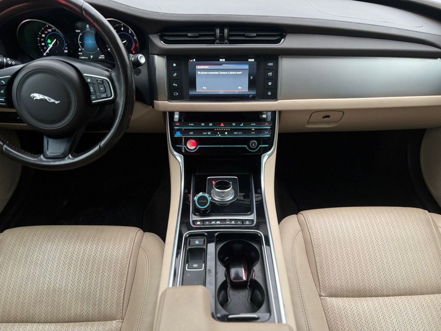 /canwestautoinc/2016-Jaguar-XF-6198804575323911.jpg