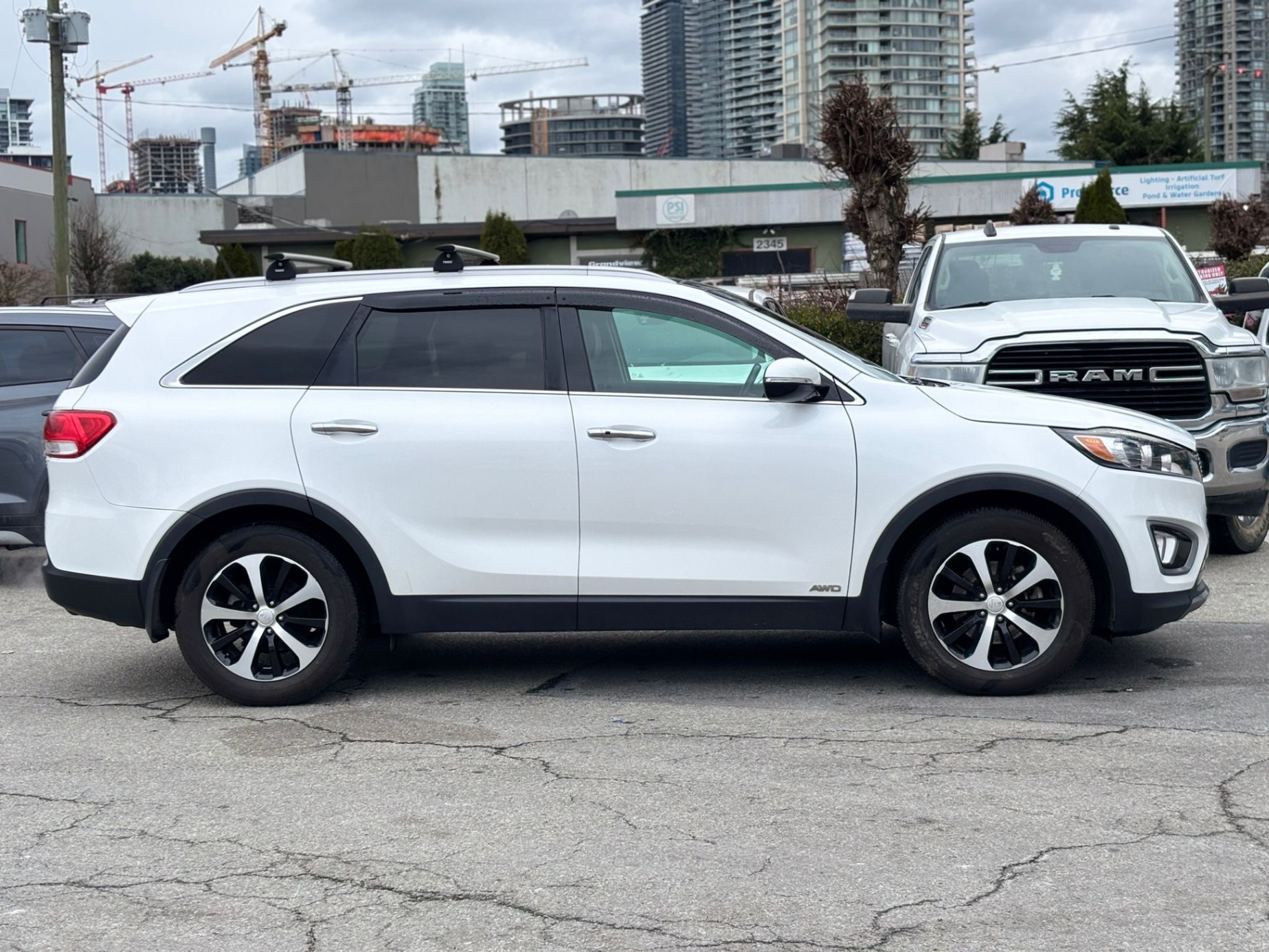 /canwestautoinc/2016-Kia-Sorento-2320958696755191.jpg